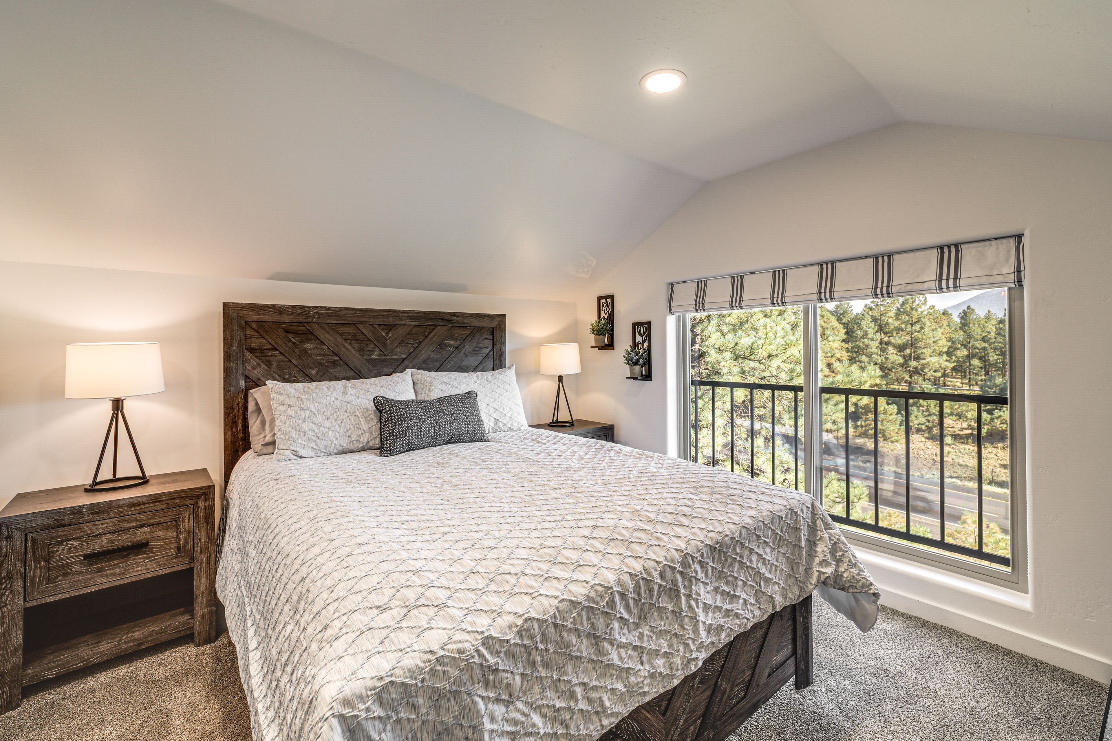 Bedroom 2 | Queen Bed | 3rd Floor