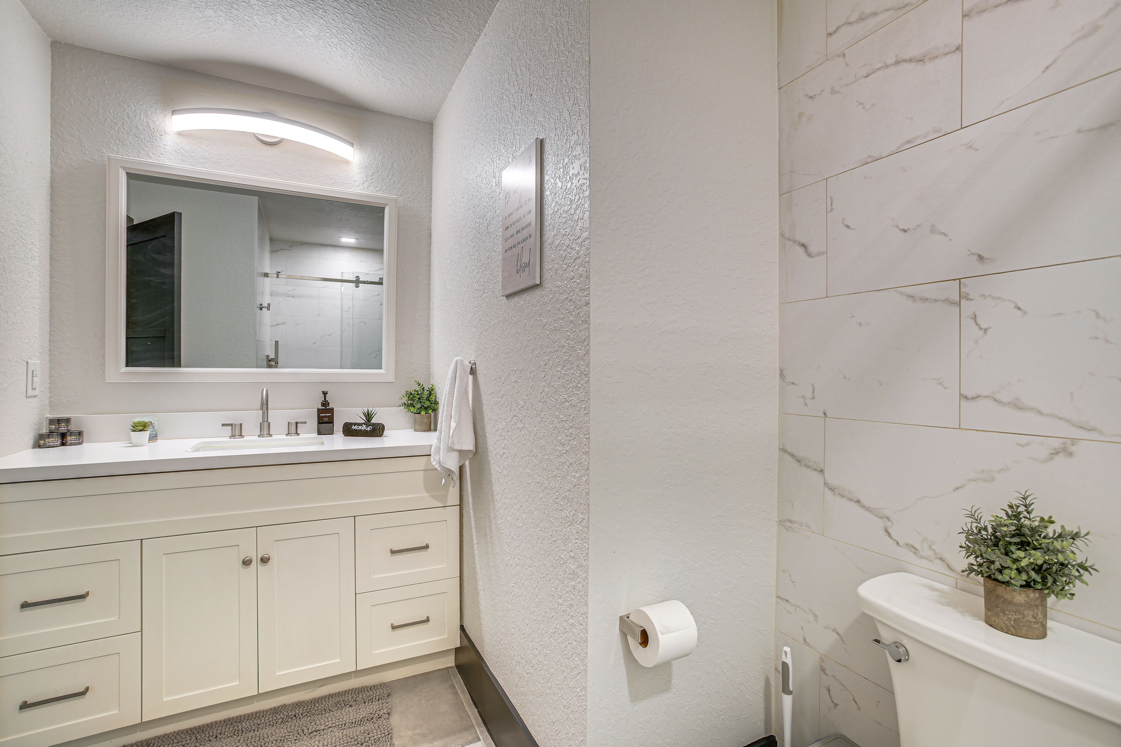 En-Suite Bathroom