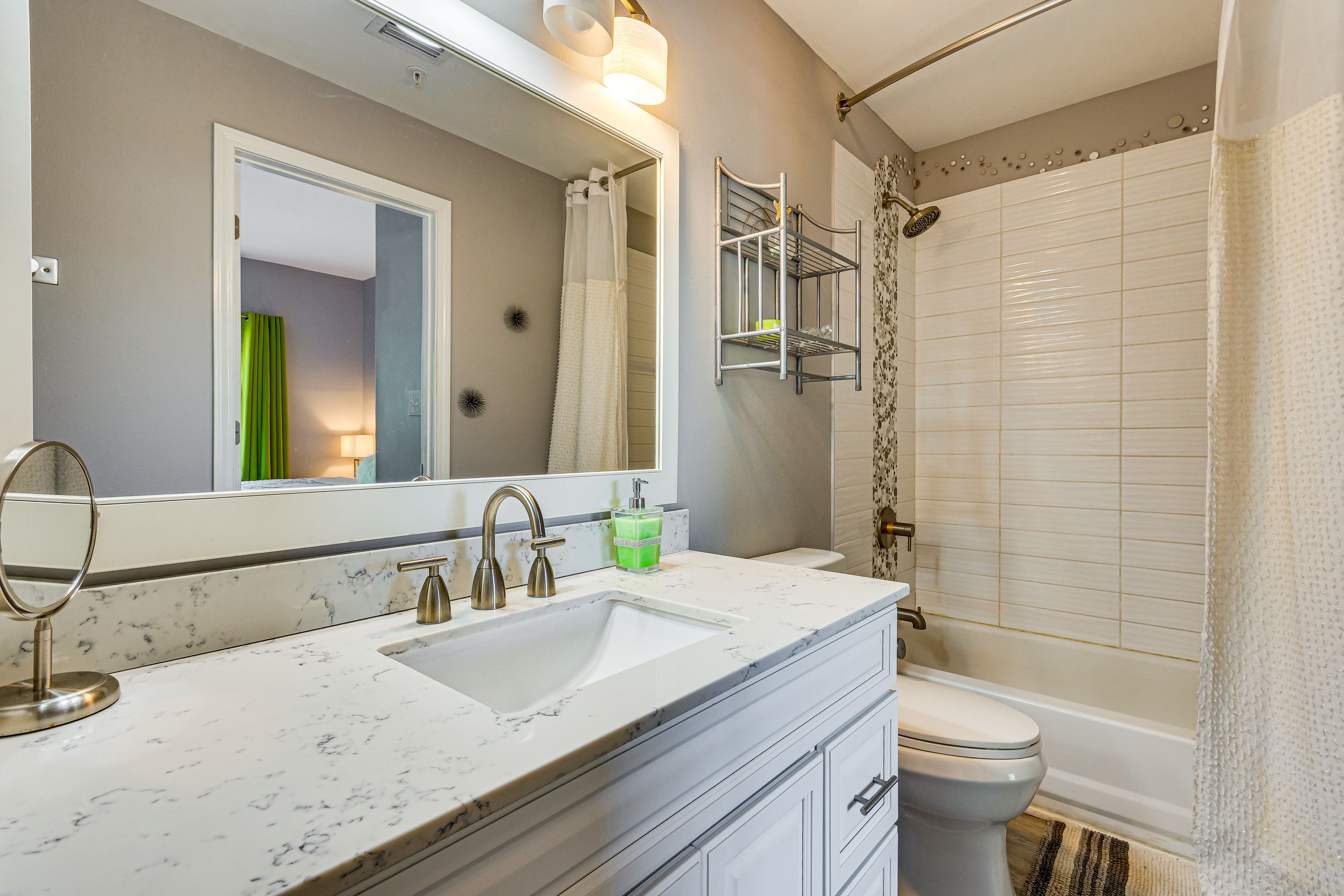 En-Suite Bathroom