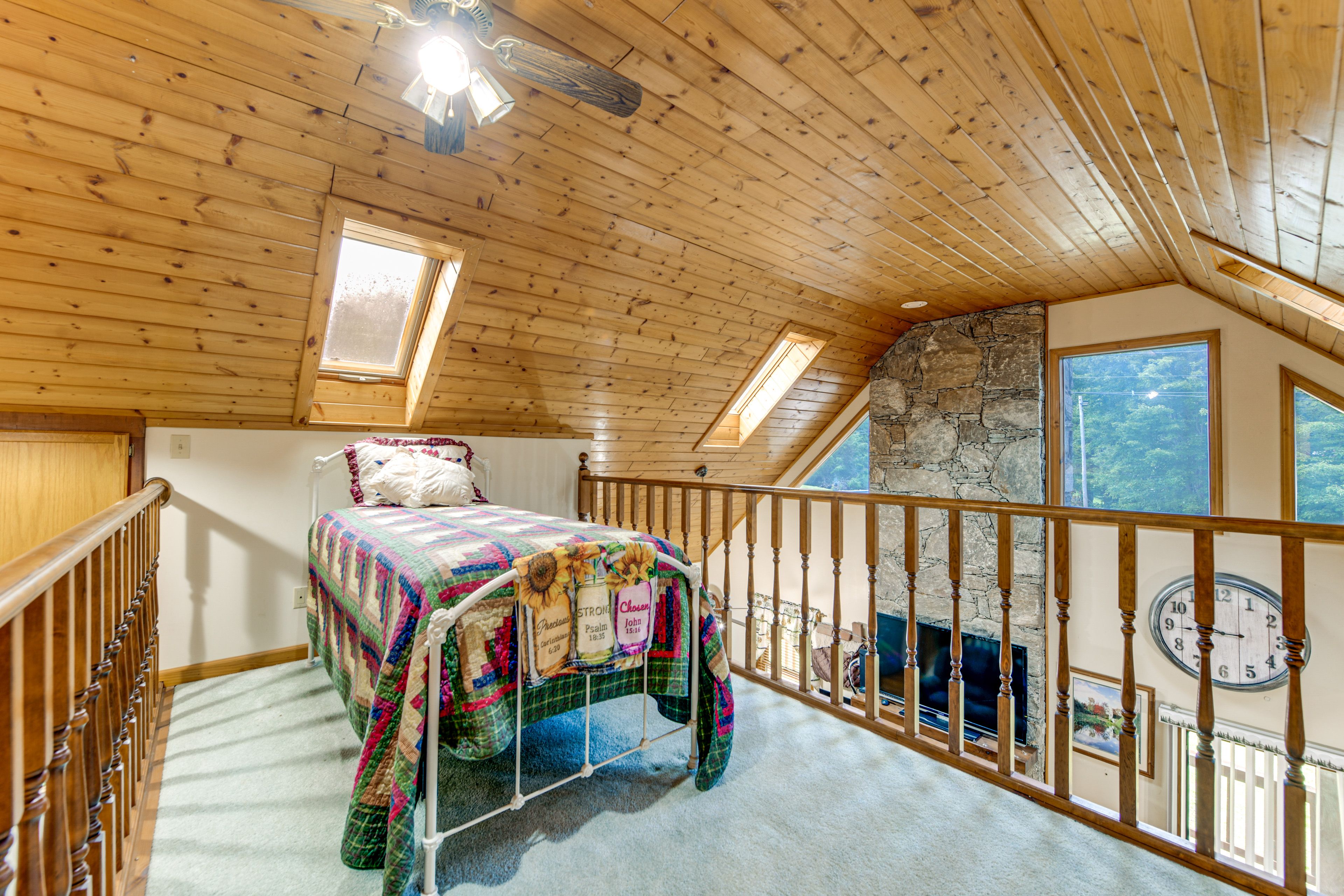 Loft | Twin Bed | Upper Level