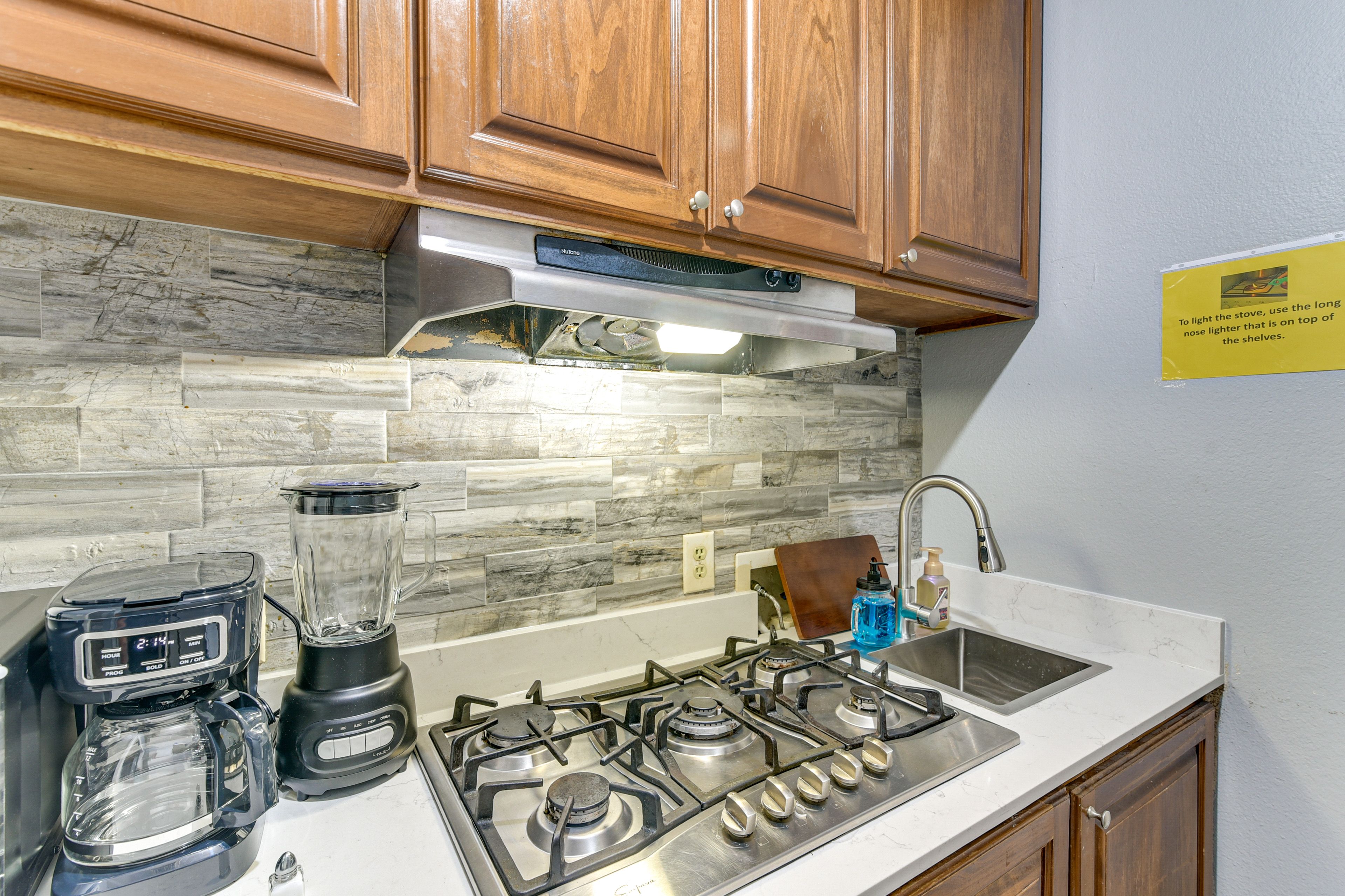 Kitchenette