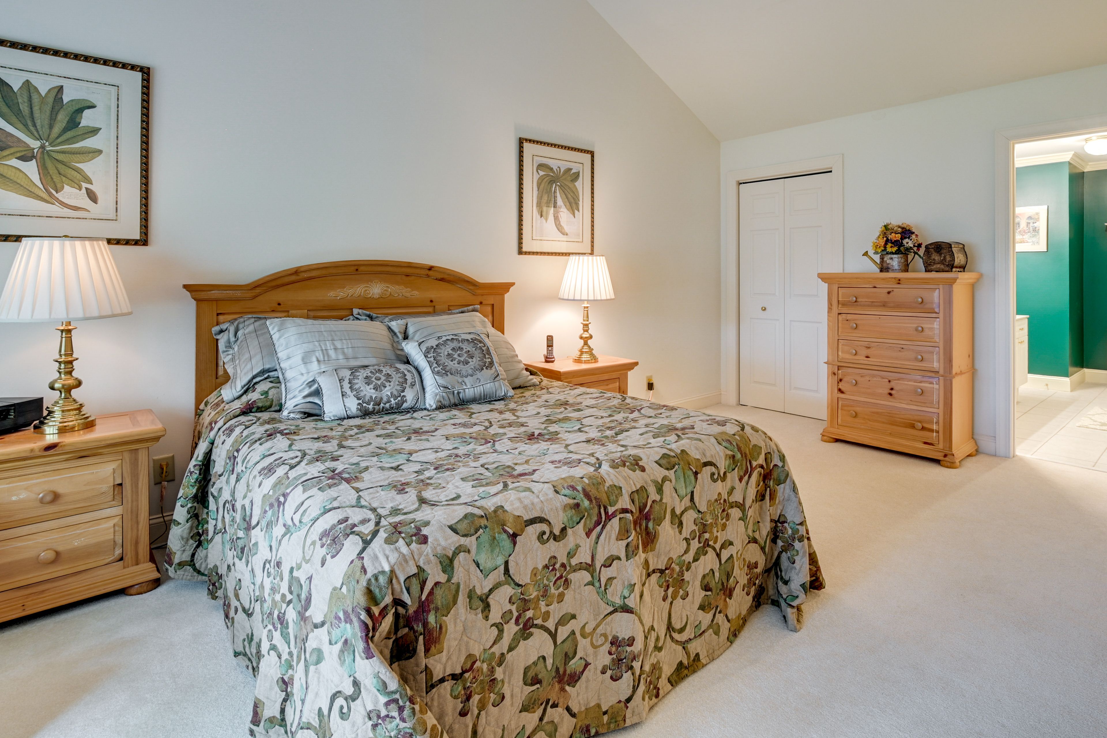 Bedroom 1 | King Bed | 2nd Floor