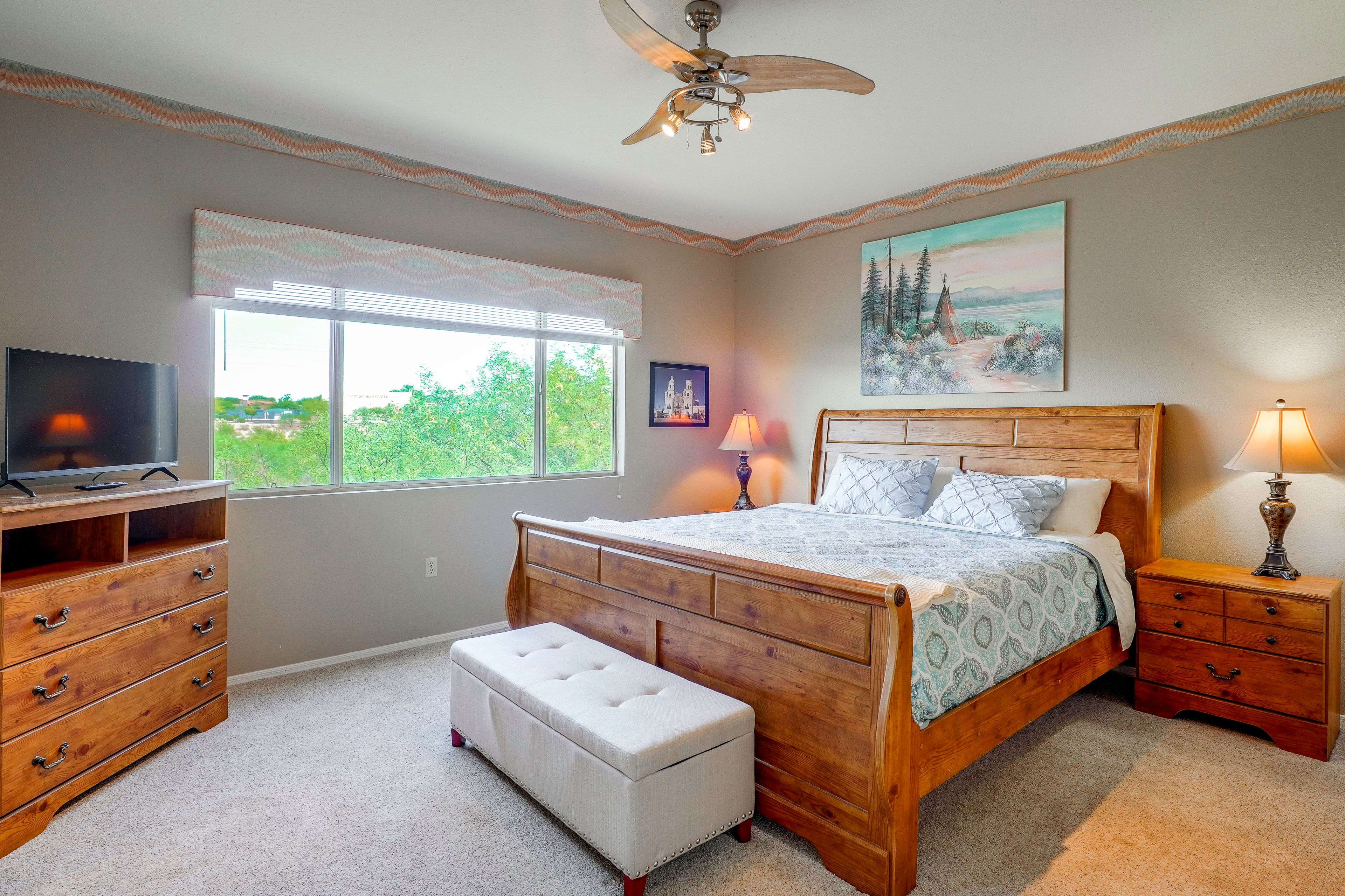 Bedroom | King Bed