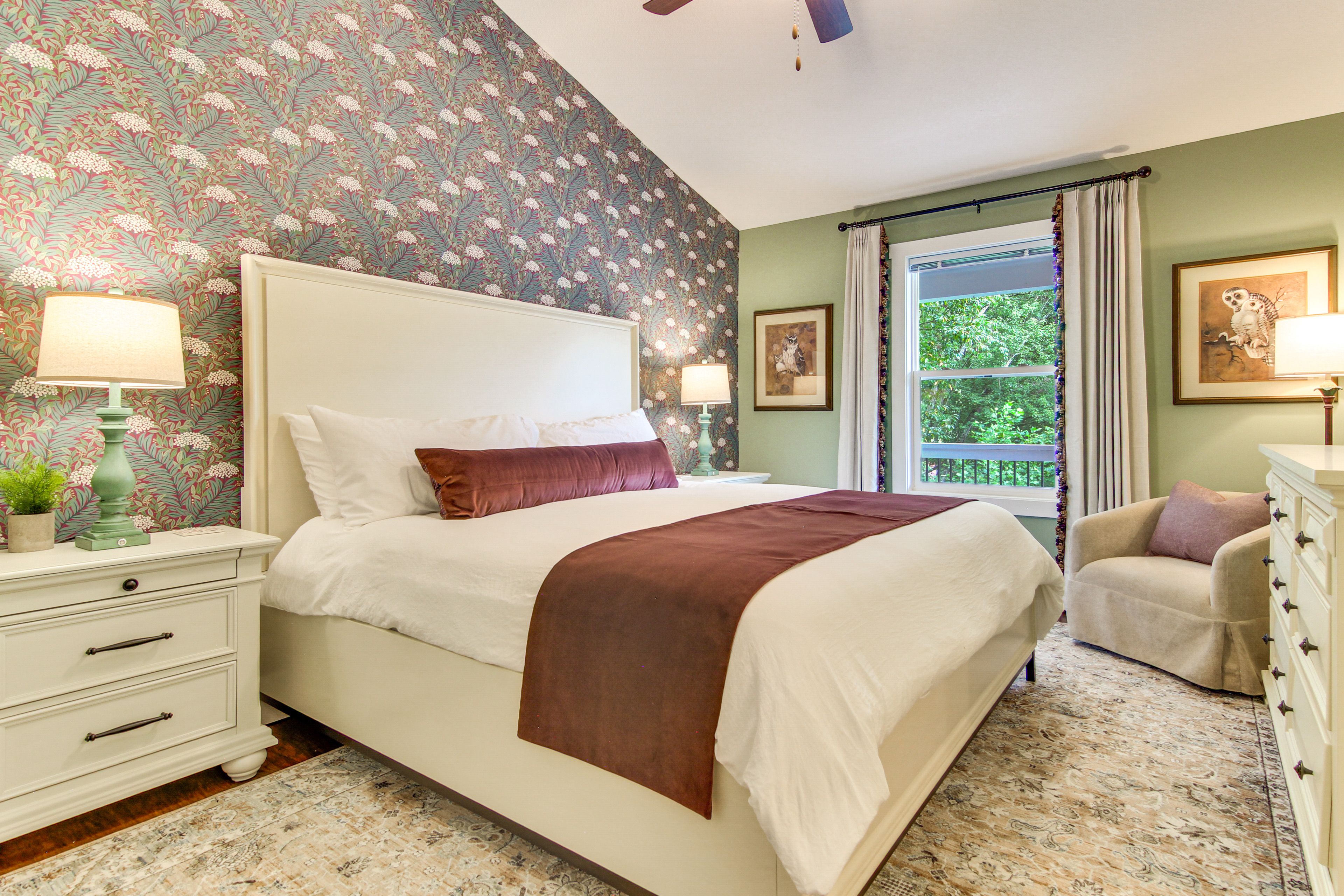 Bedroom 3 | King Bed