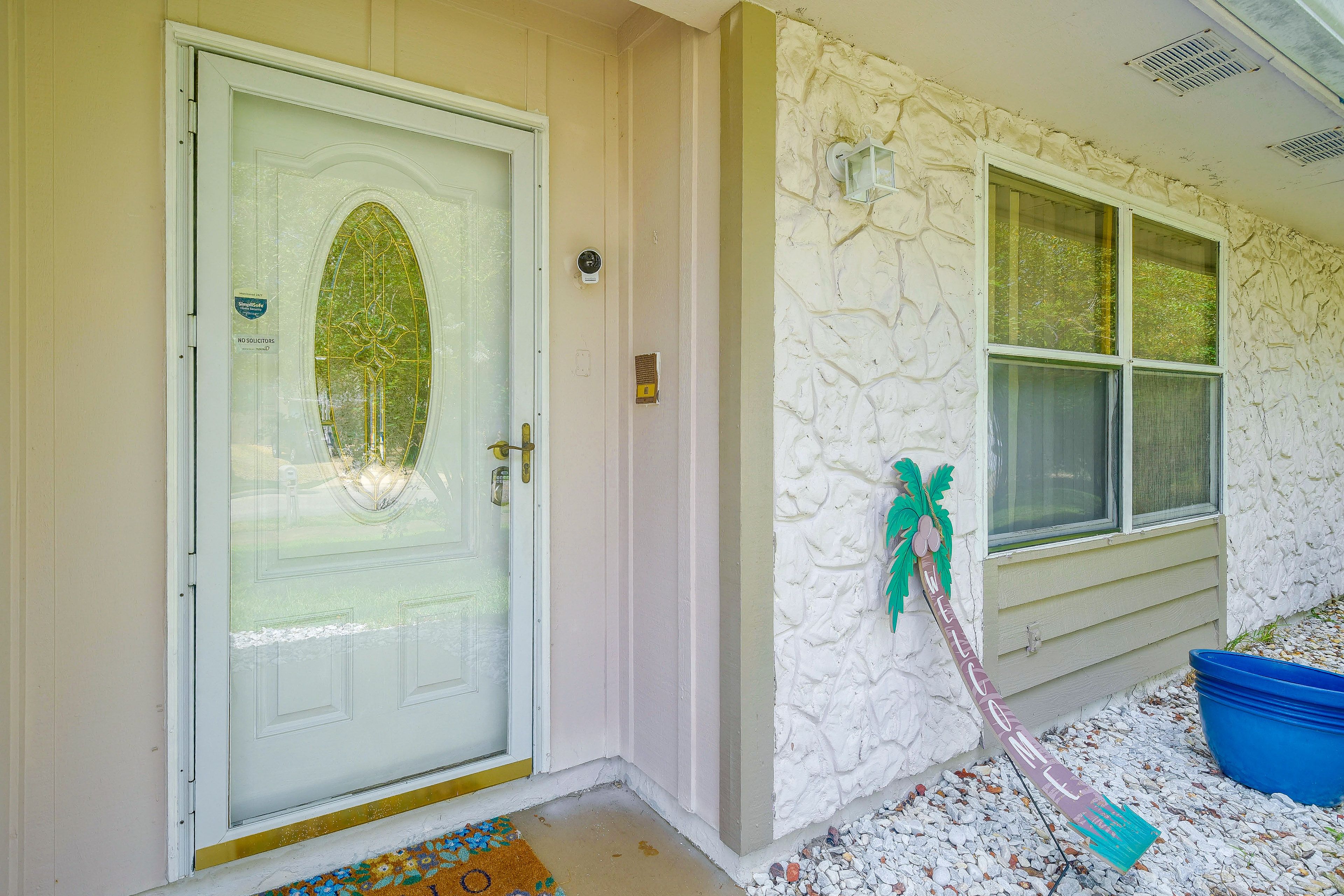 Private Entrance