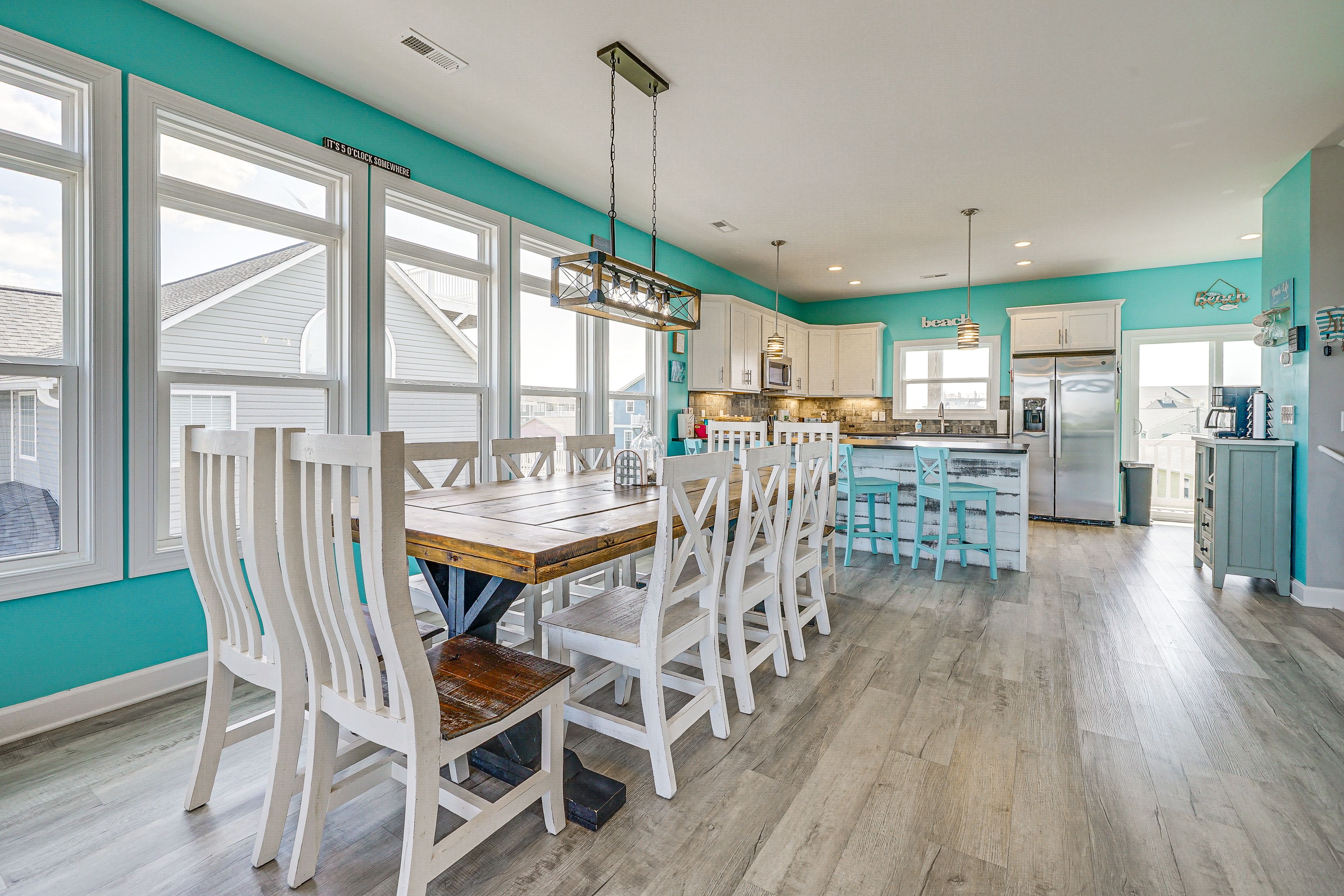 Kitchen | Dining Area