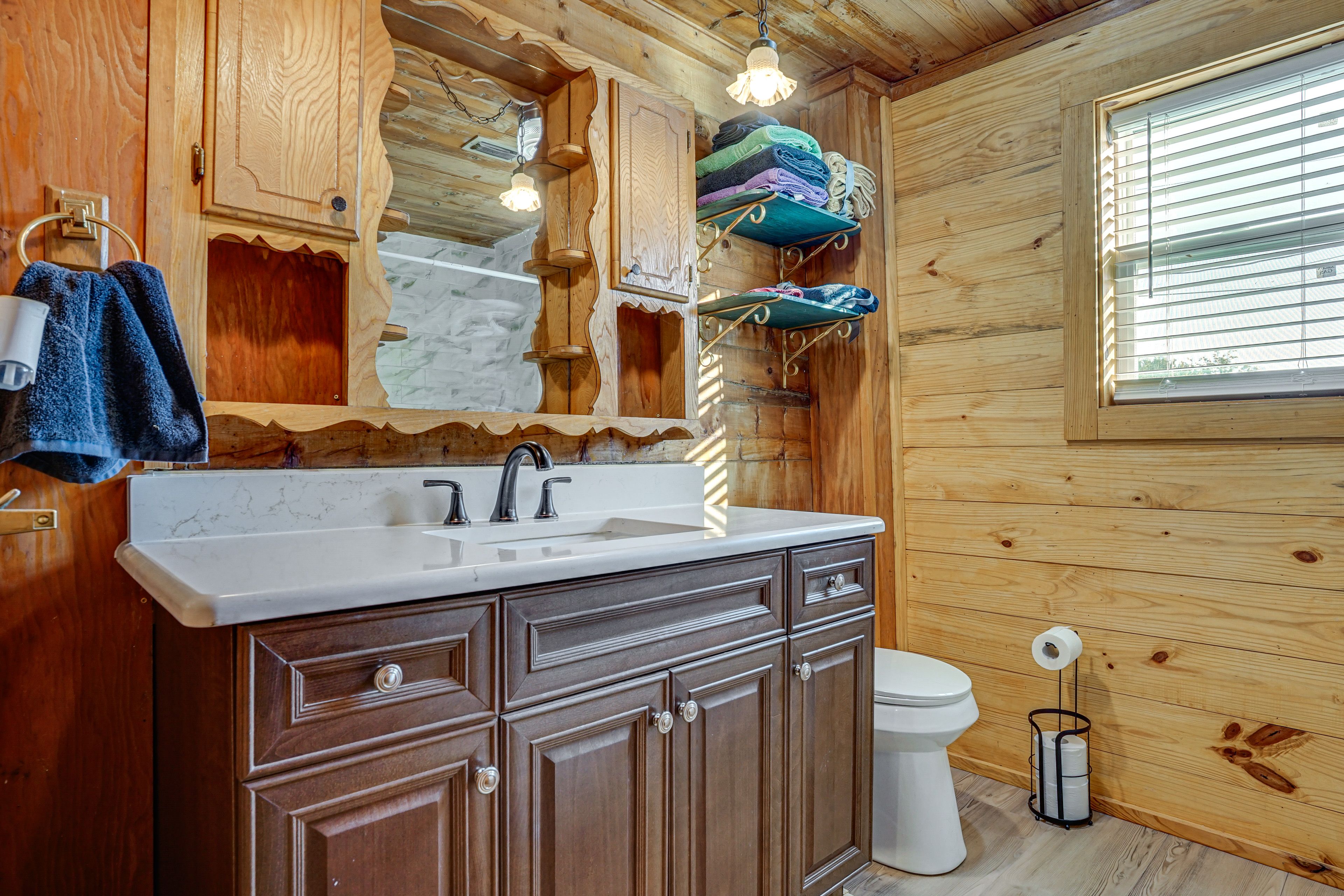 Full Bathroom