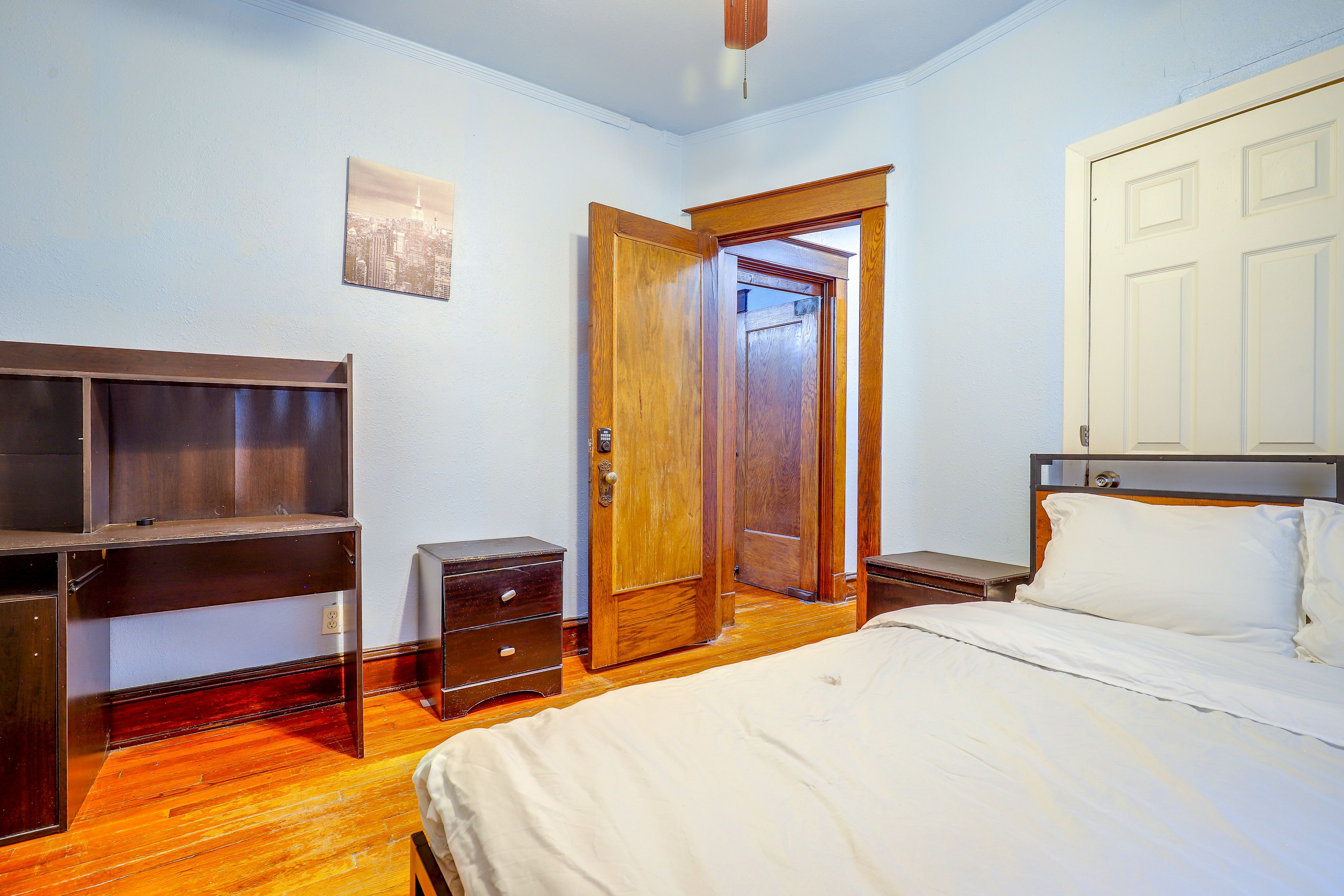 Bedroom 2 | Queen Bed