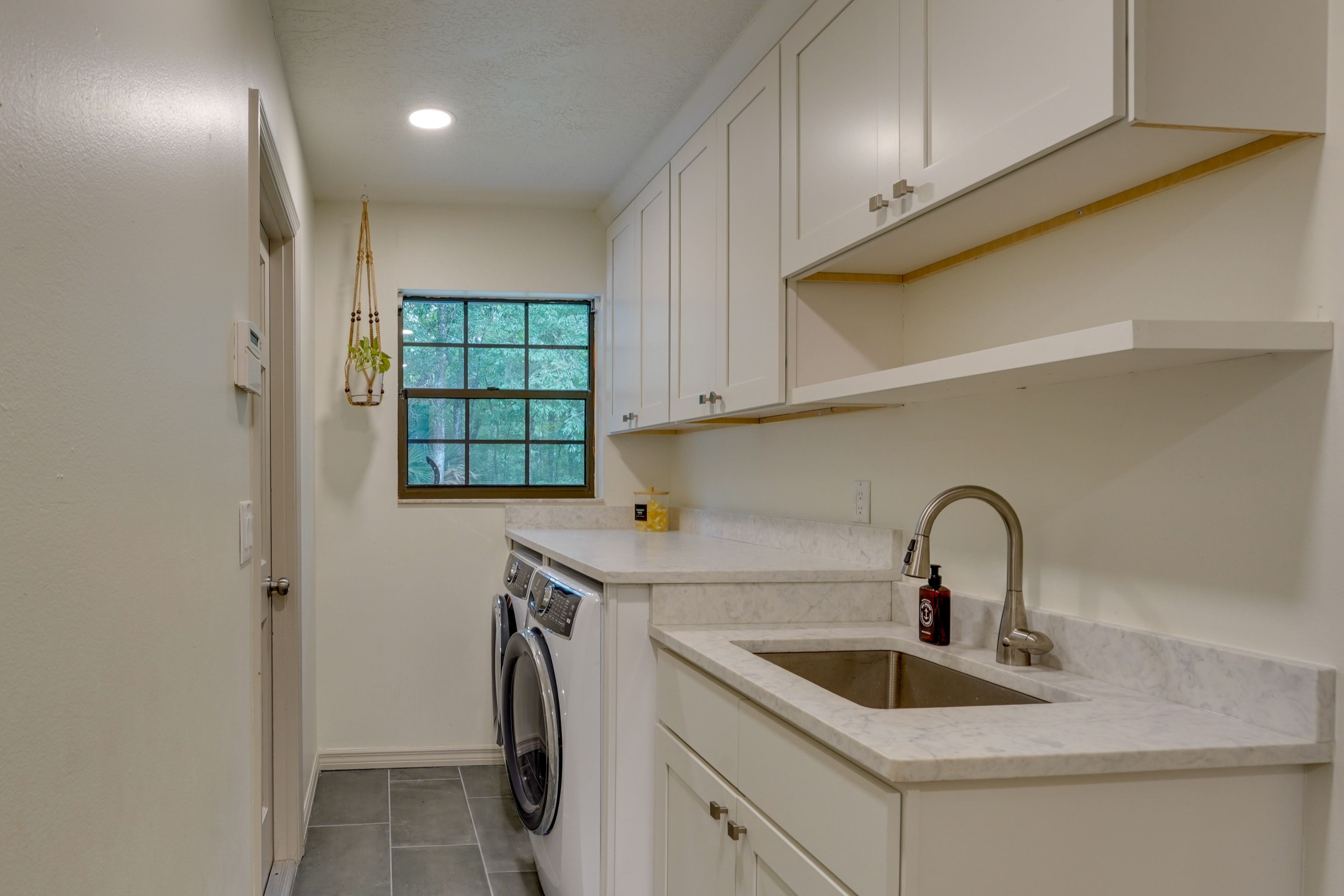 In-Unit Laundry