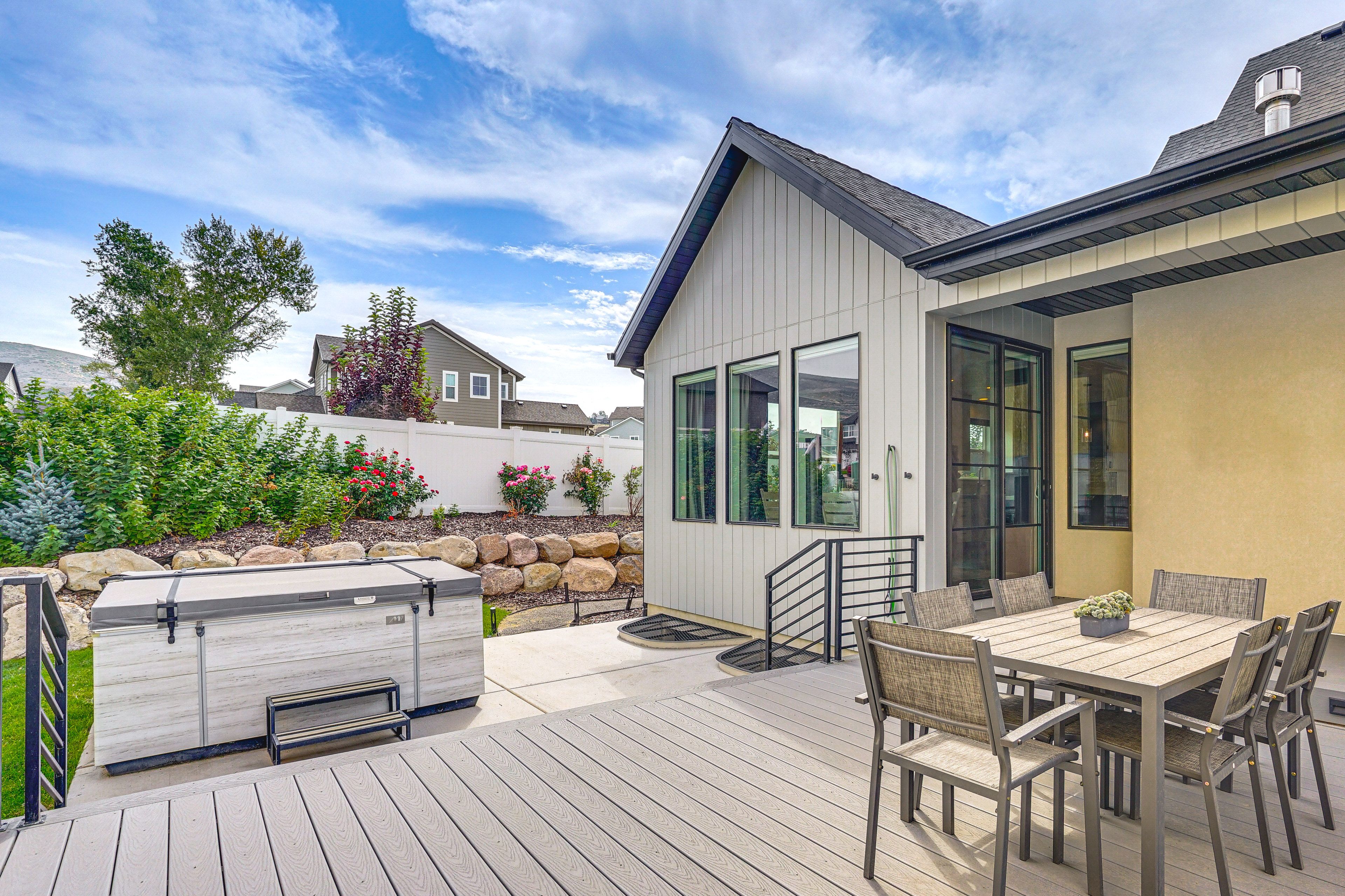 Deck w/ Private Hot Tub