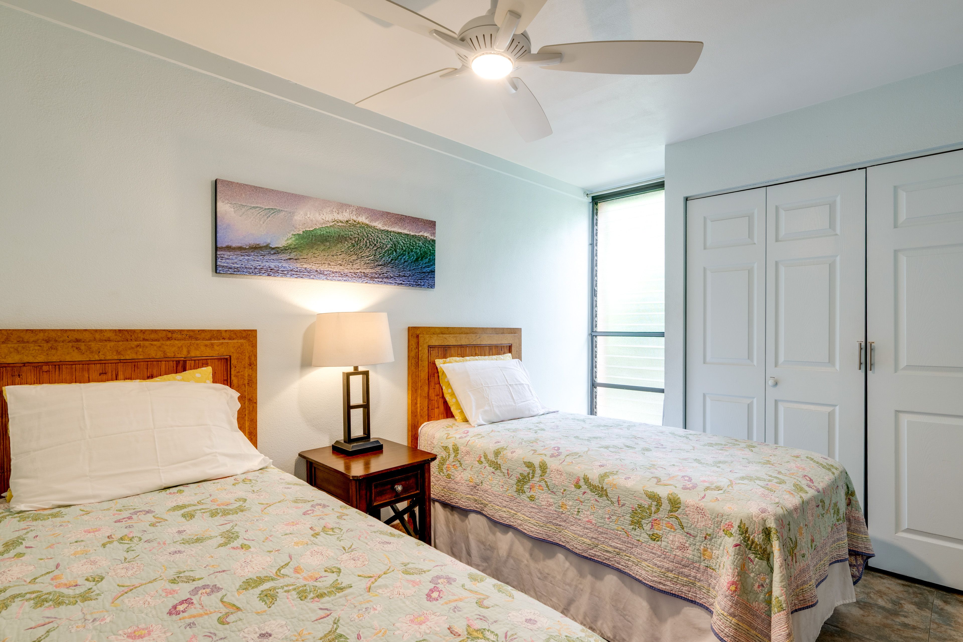 Bedroom 2 | 2 Twin Beds