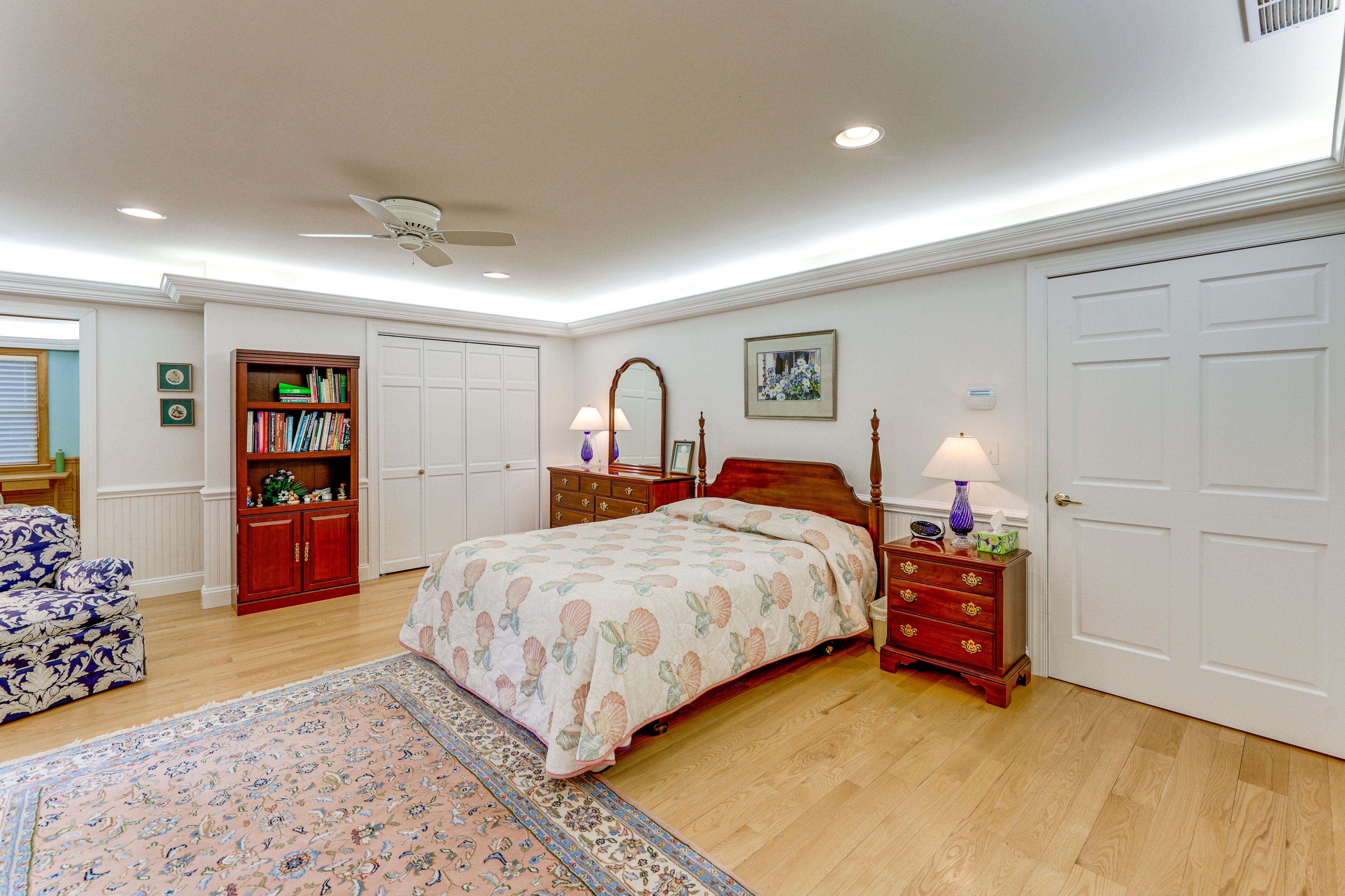 Bedroom 1 | Queen Bed | 2nd Floor
