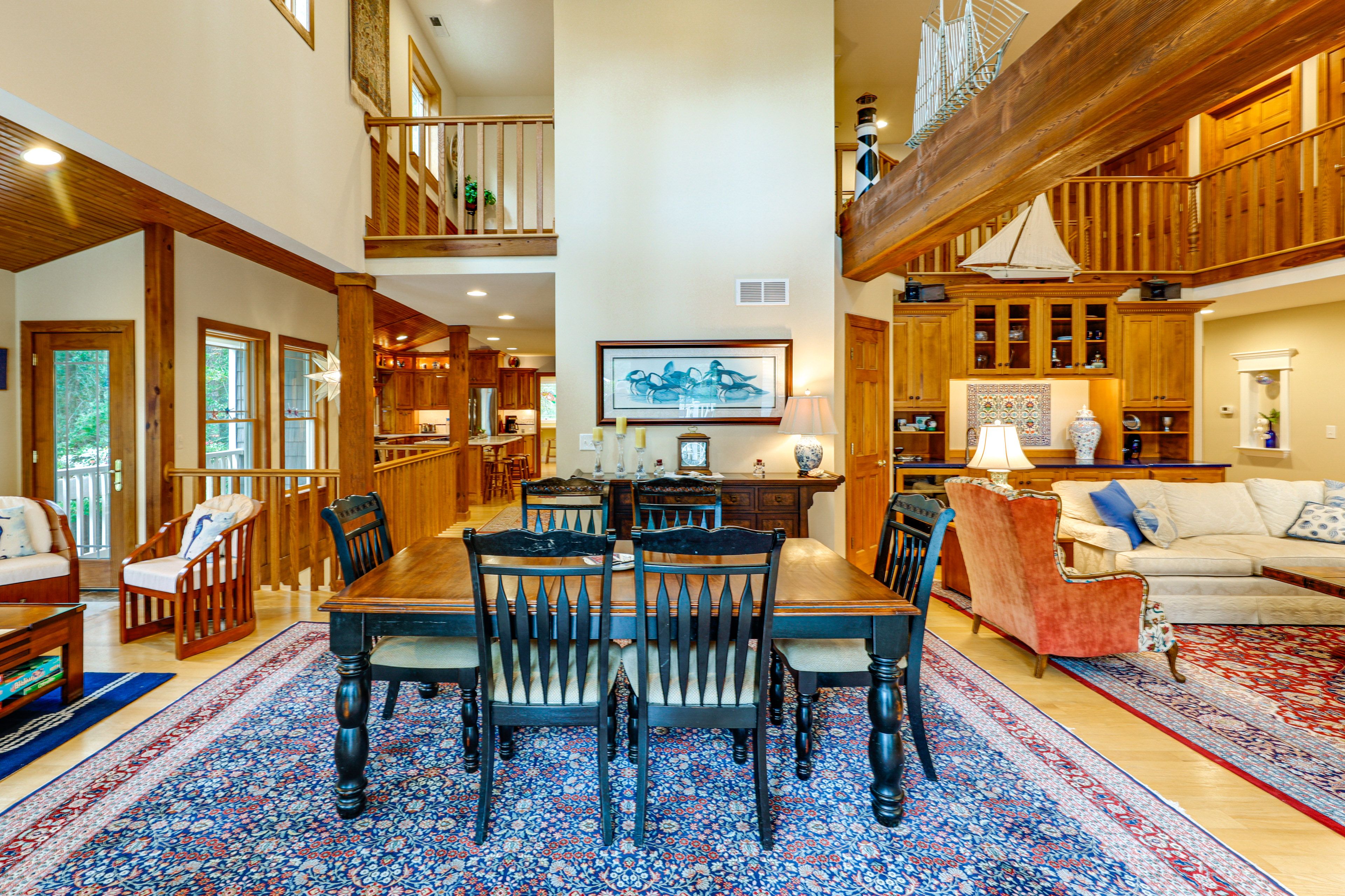 Dining Area | 2nd Floor