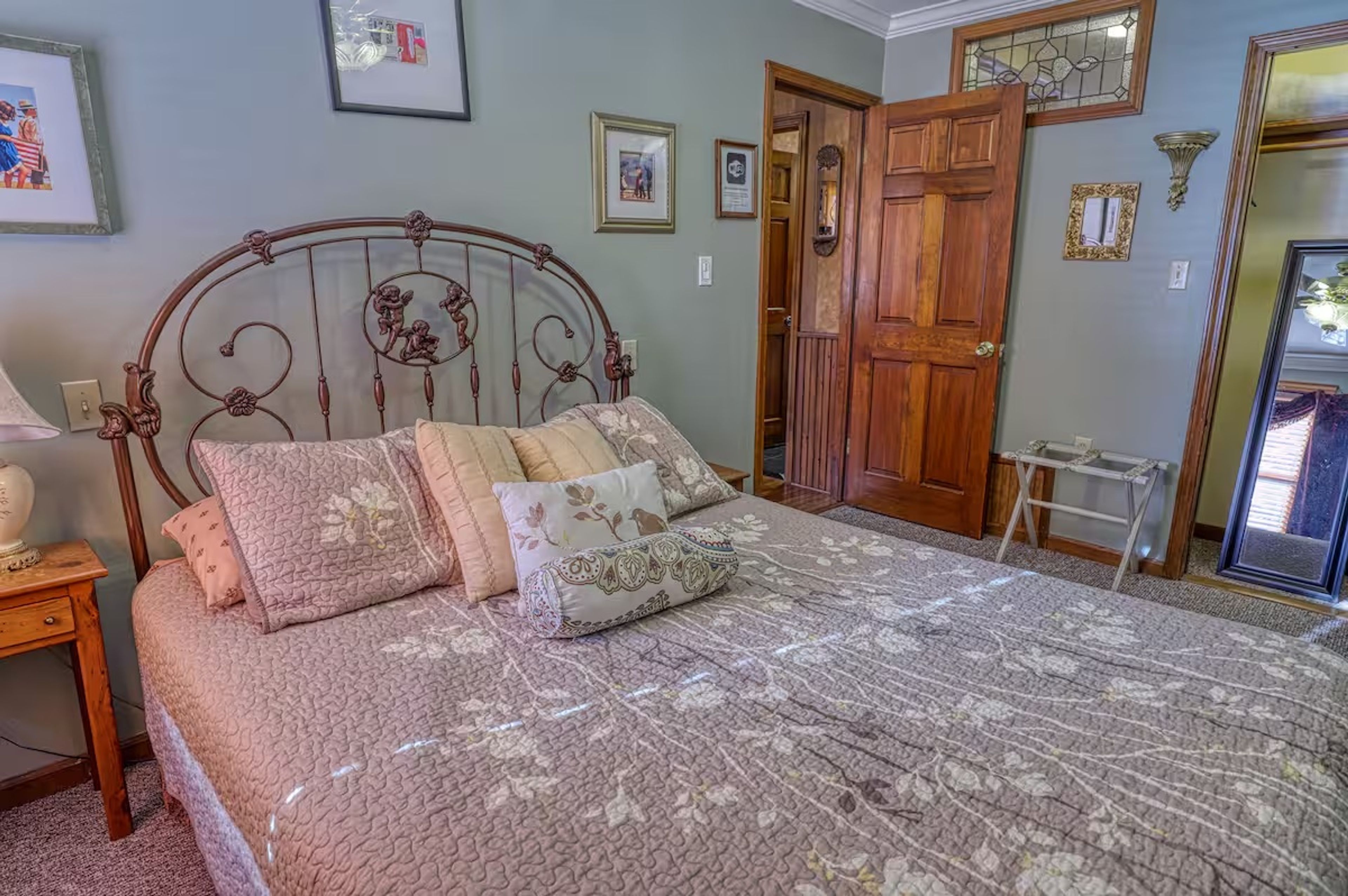 Bedroom 5 | Queen Bed | Sleeper Sofa