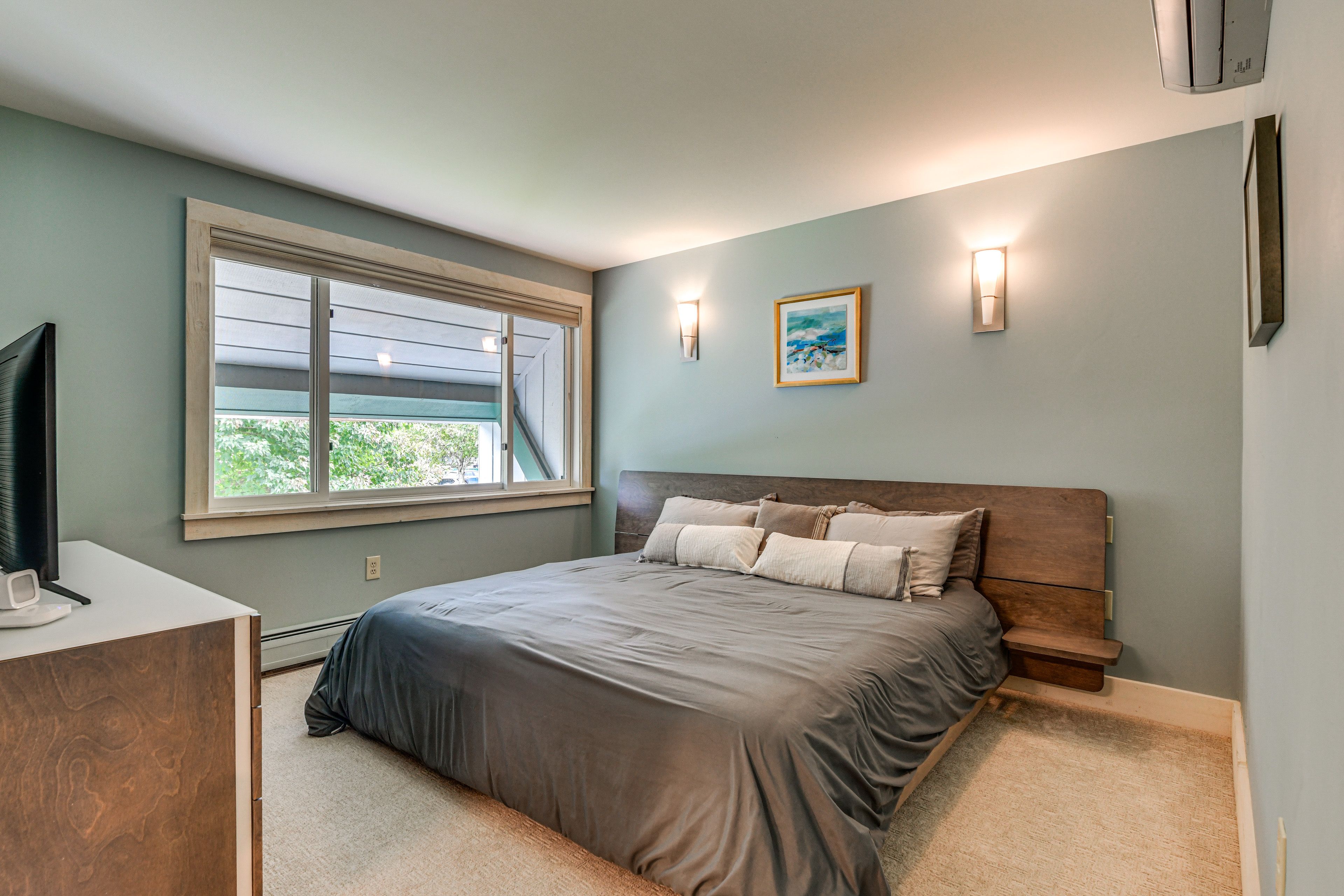 Bedroom 1 | King Bed | 2nd Floor