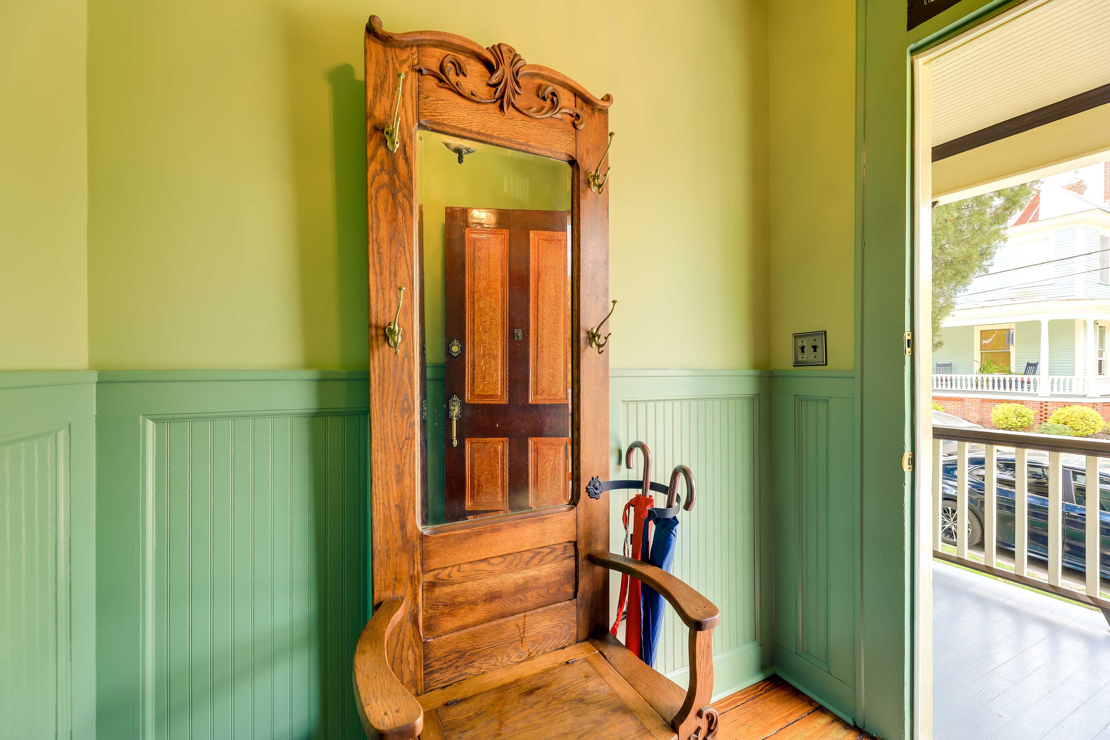 Front Entryway