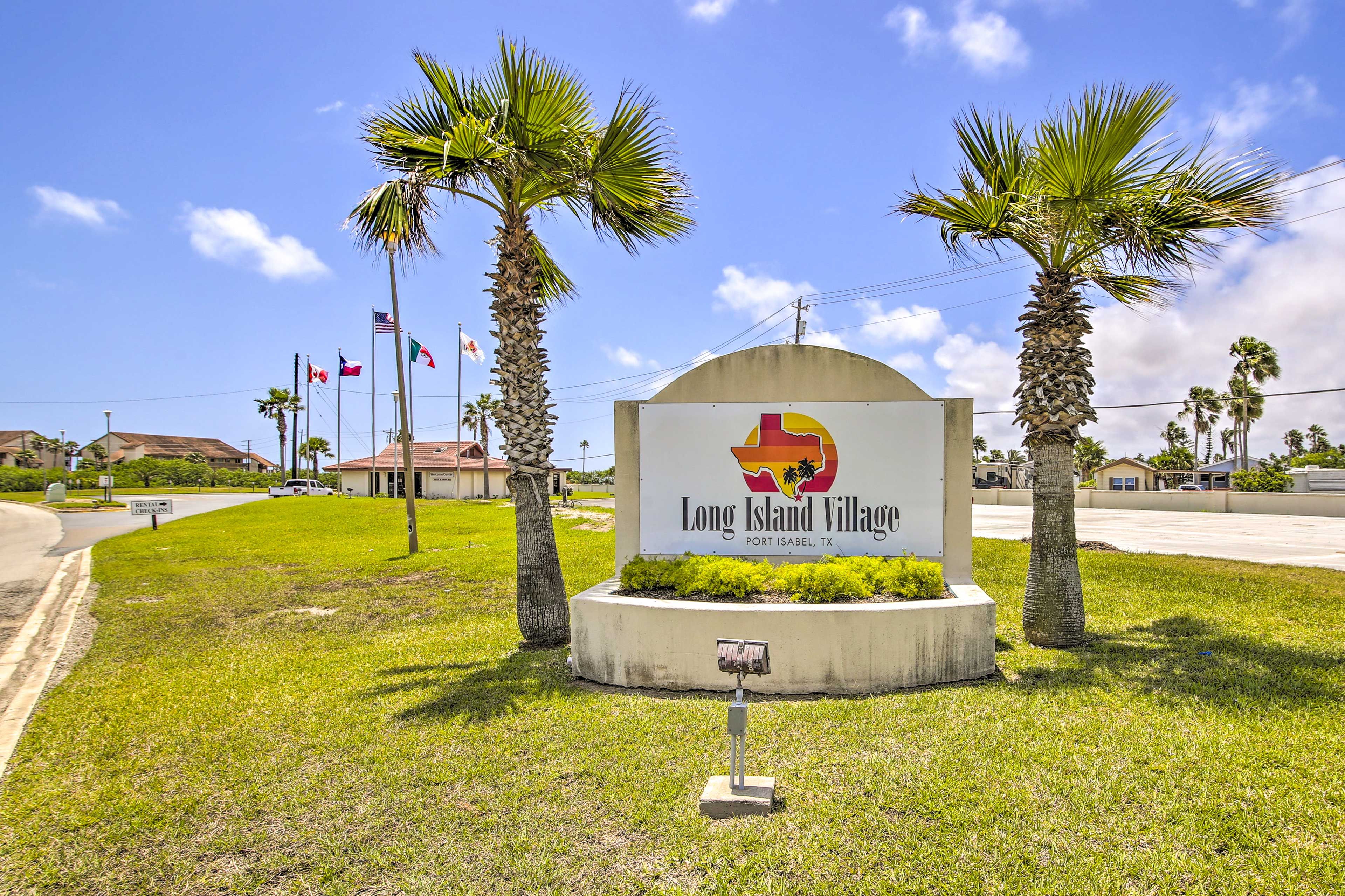 Located in Long Island Village | Community Amenities