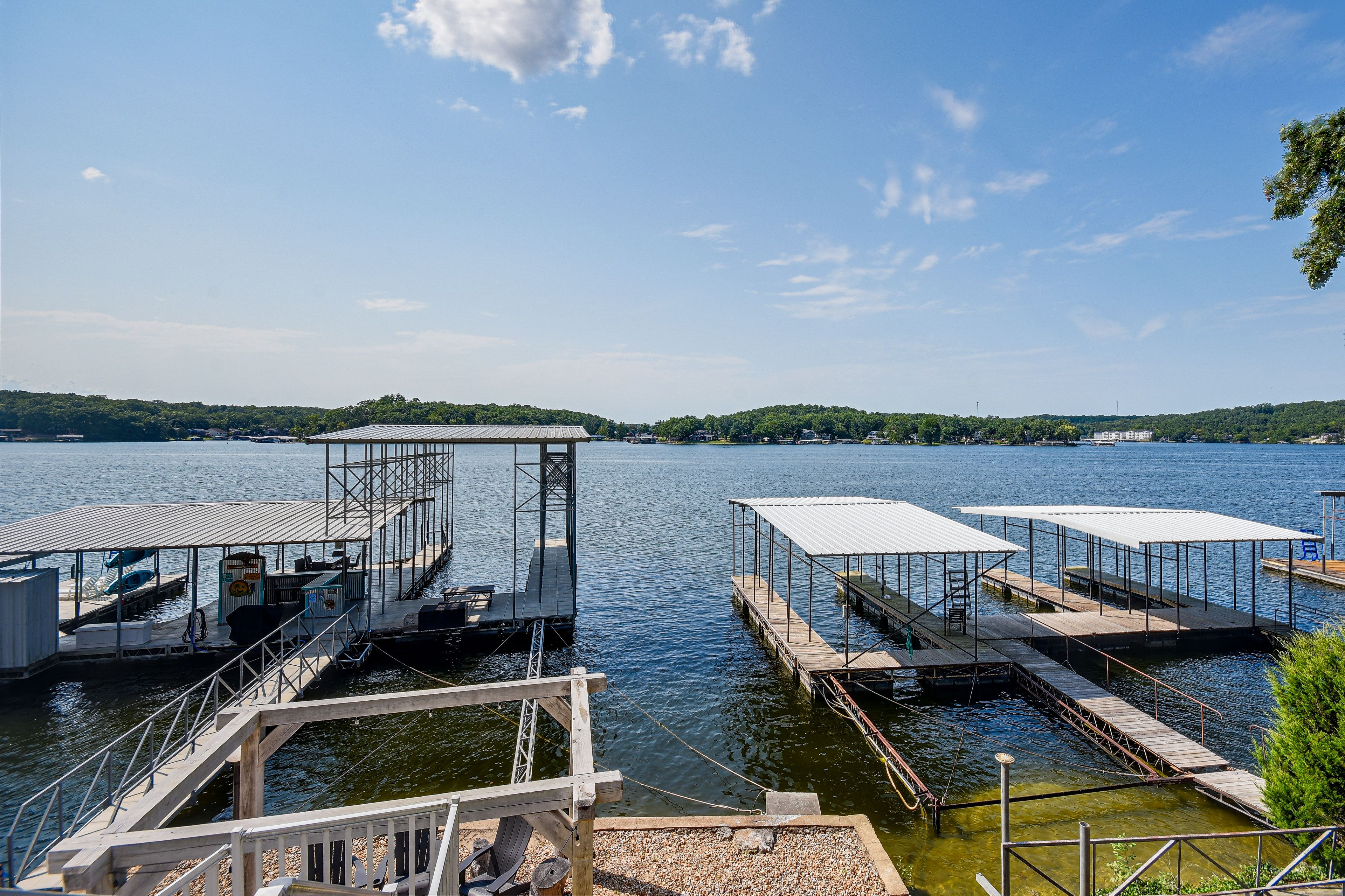 Lakefront | Dock | Boat Slip