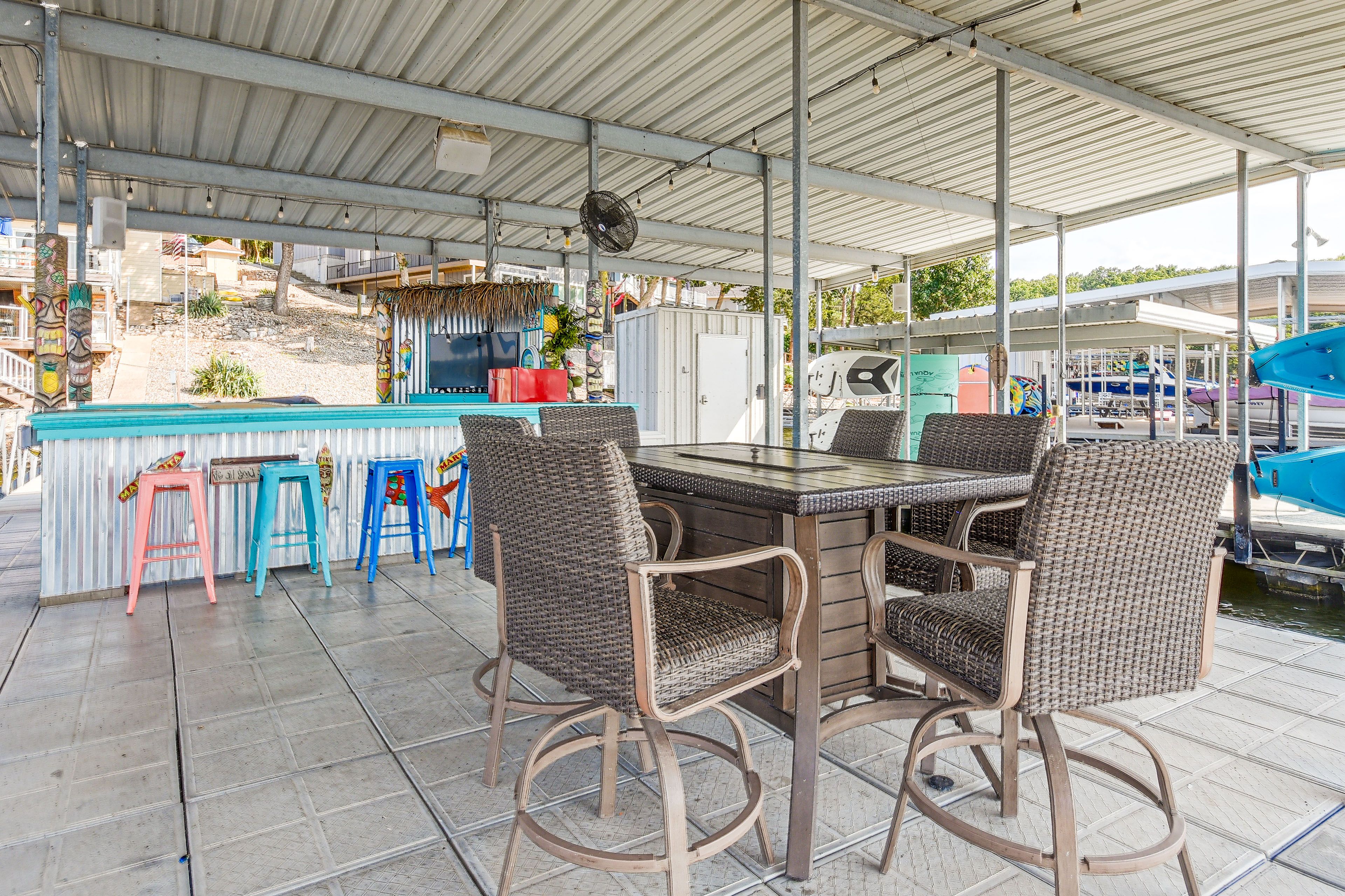 Gravois Mills Vacation Rental | 3BR | 2BA | 2,200 Sq Ft