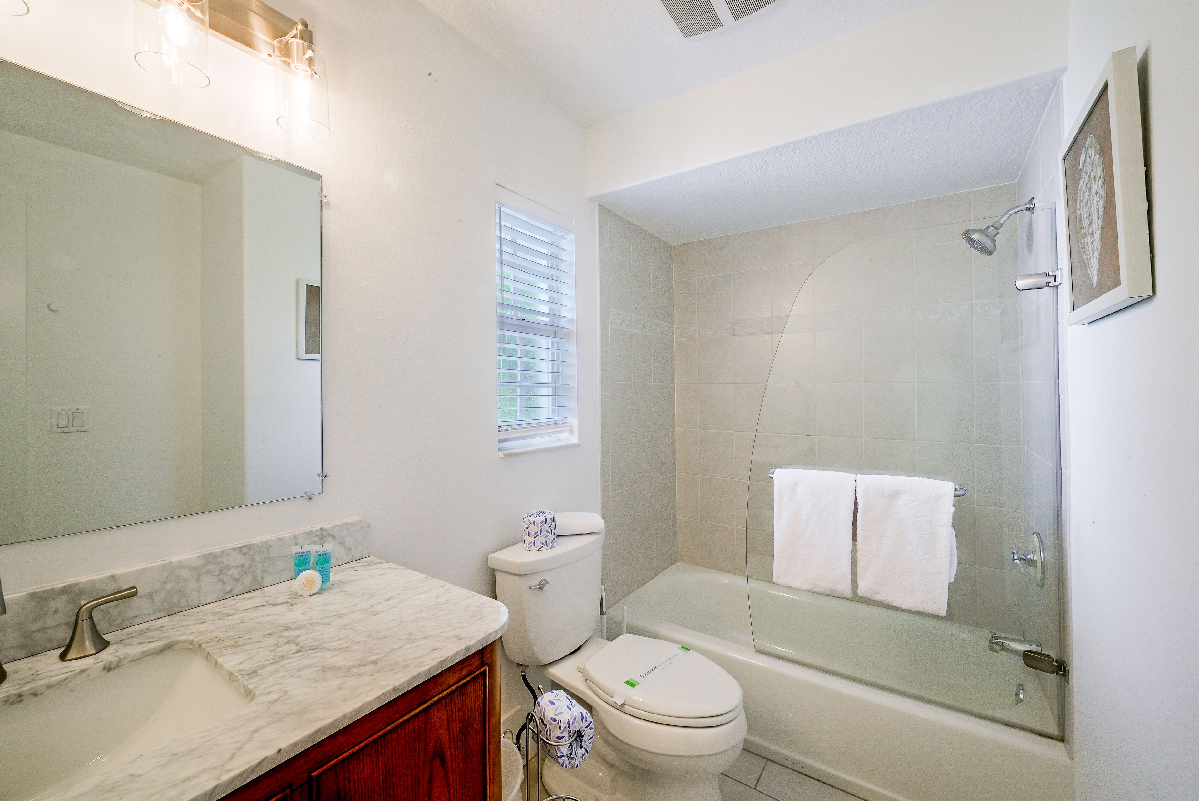 Full Bathroom