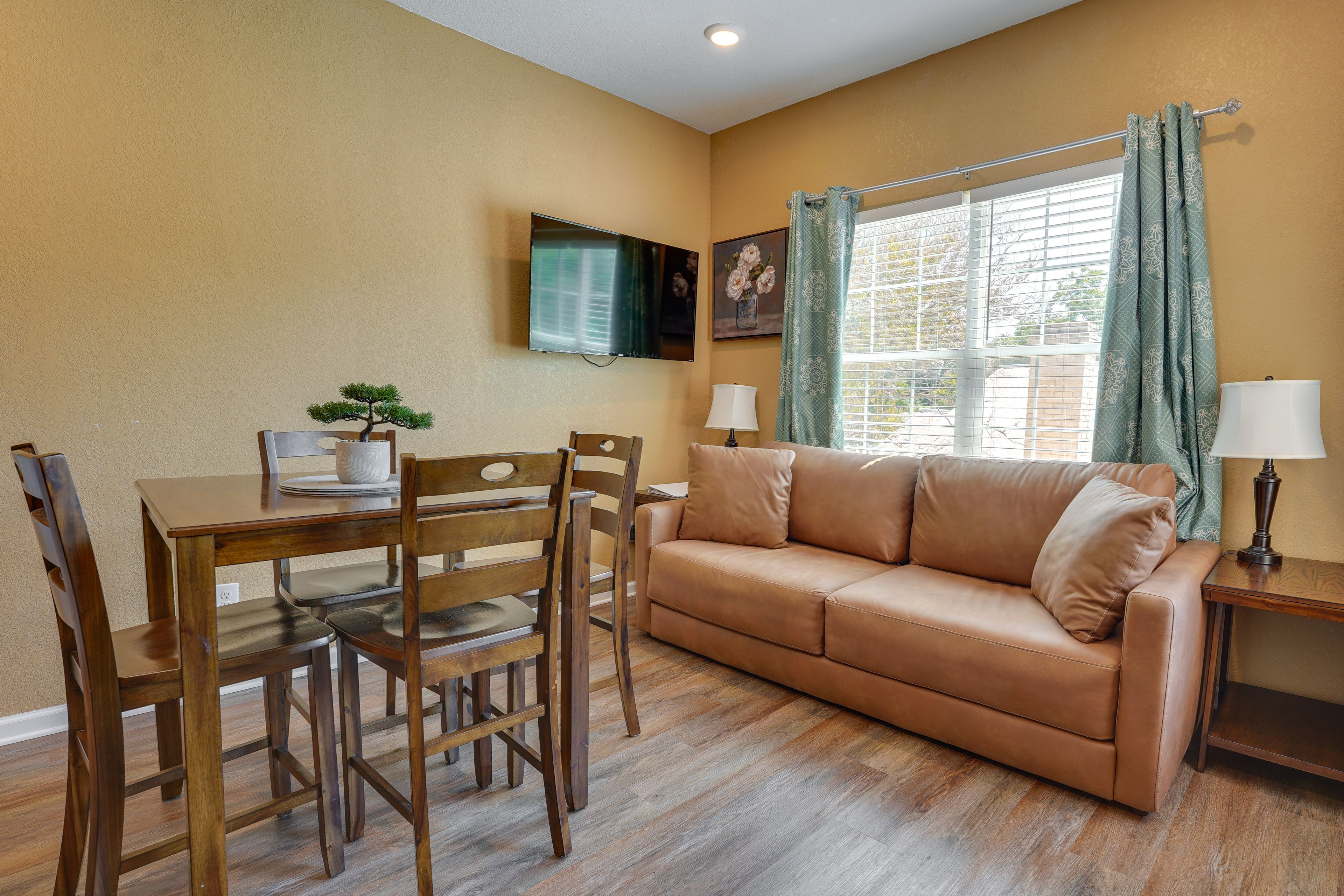 San Antonio Vacation Rental | 2BR | 1BA | 900 Sq Ft