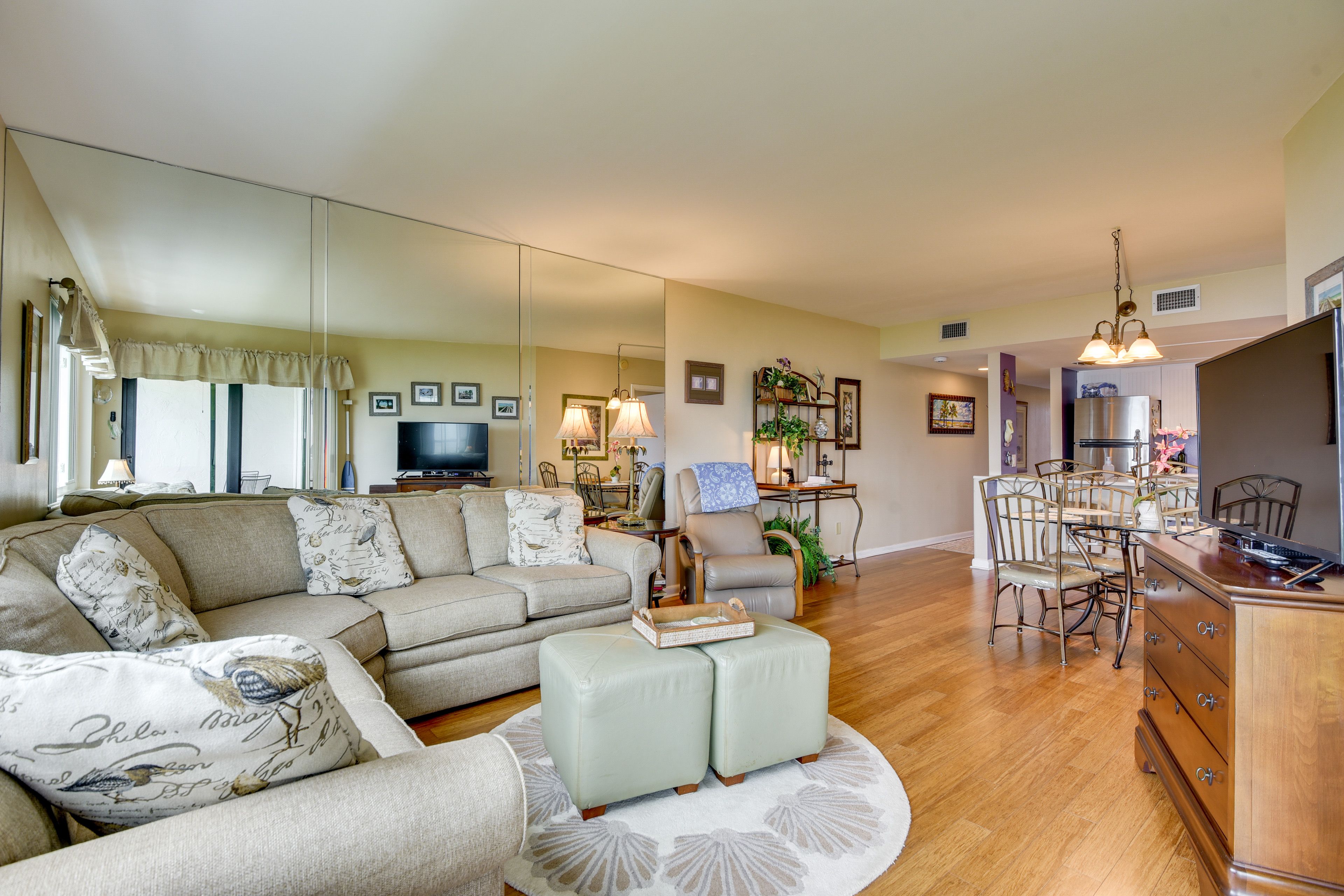 Bradenton Beach Vacation Rental | 2BR | 2BA | 1,000 Sq Ft | Step-Free Access