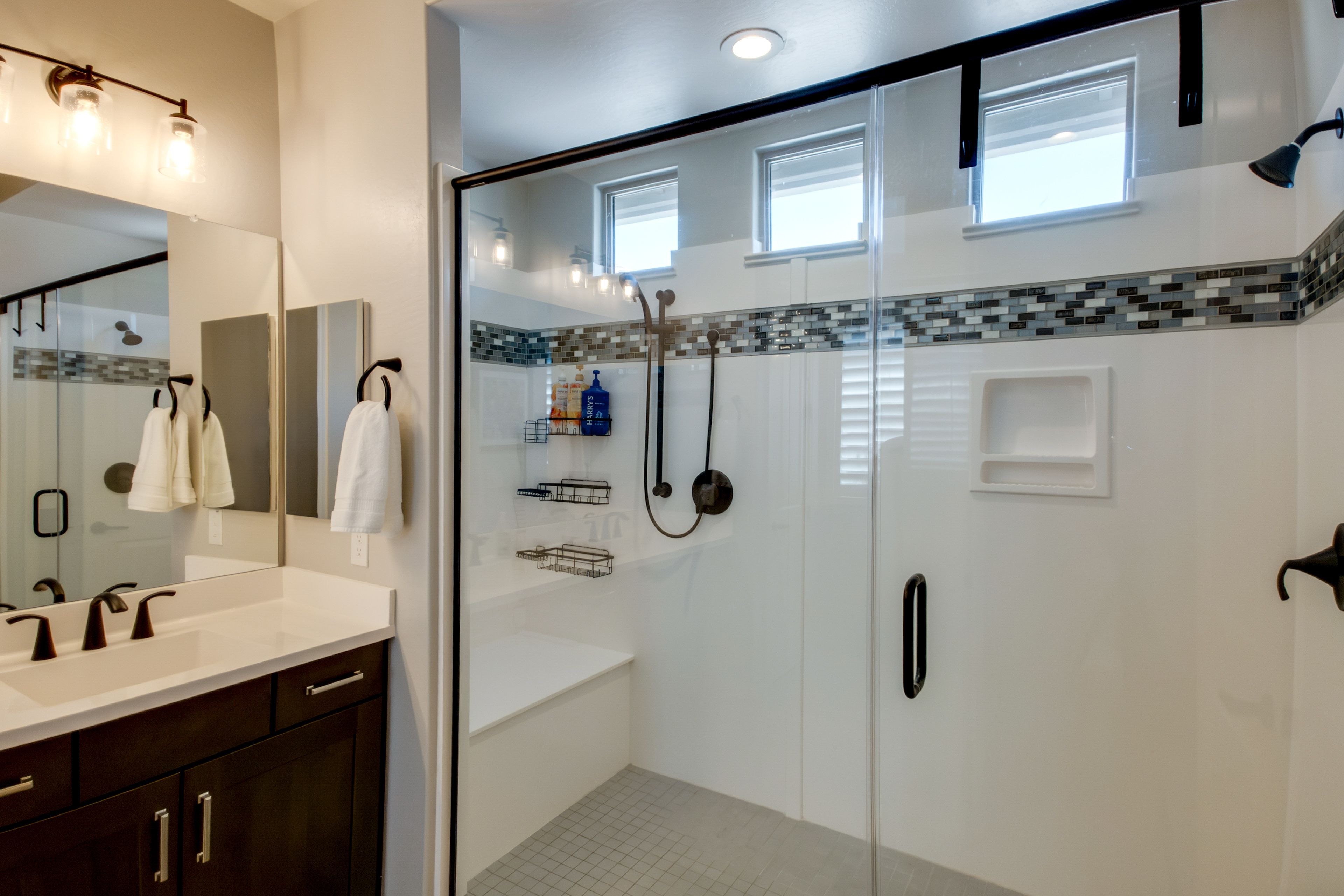 En-Suite Bathroom | 2nd Floor