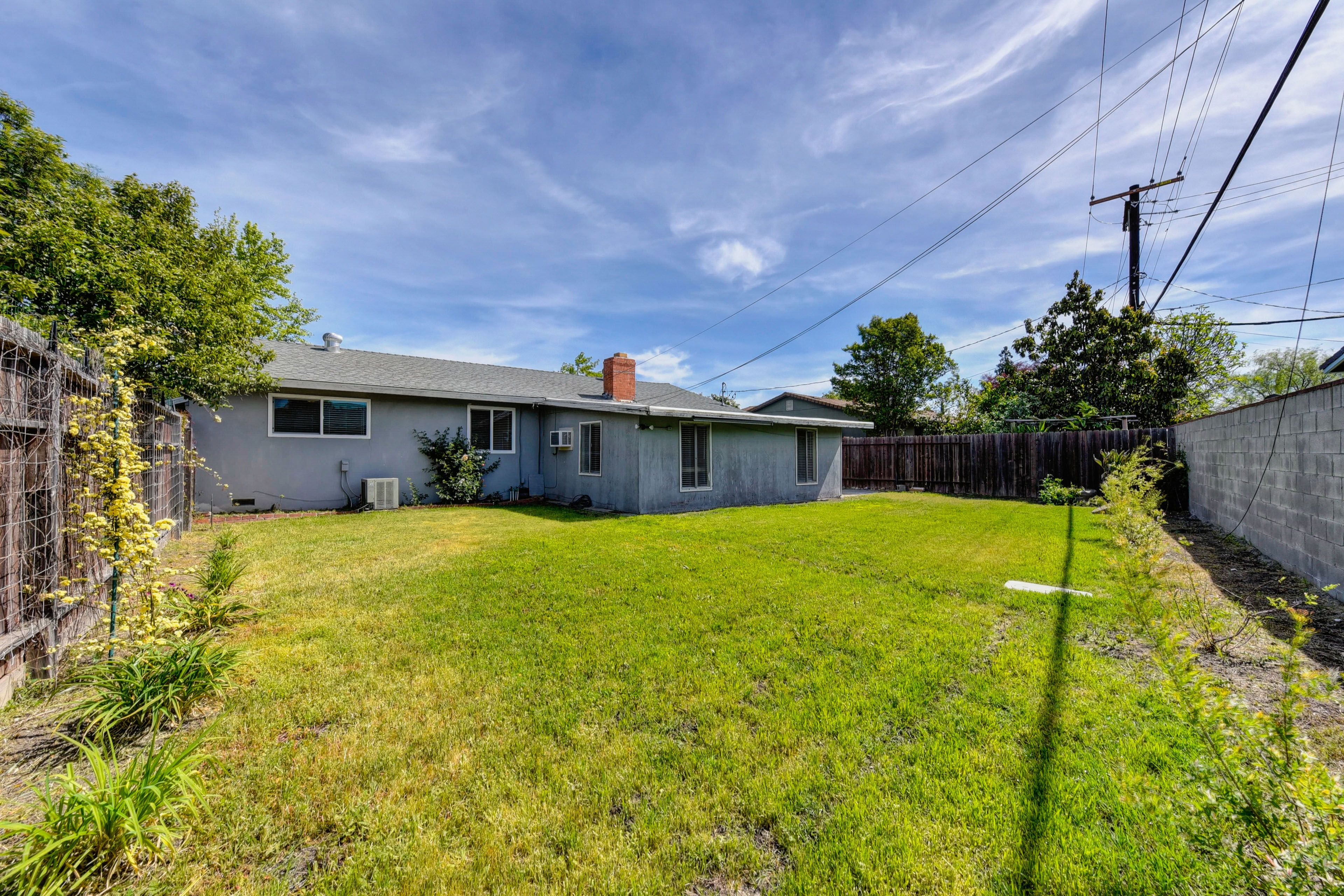 Backyard | Single-Story House