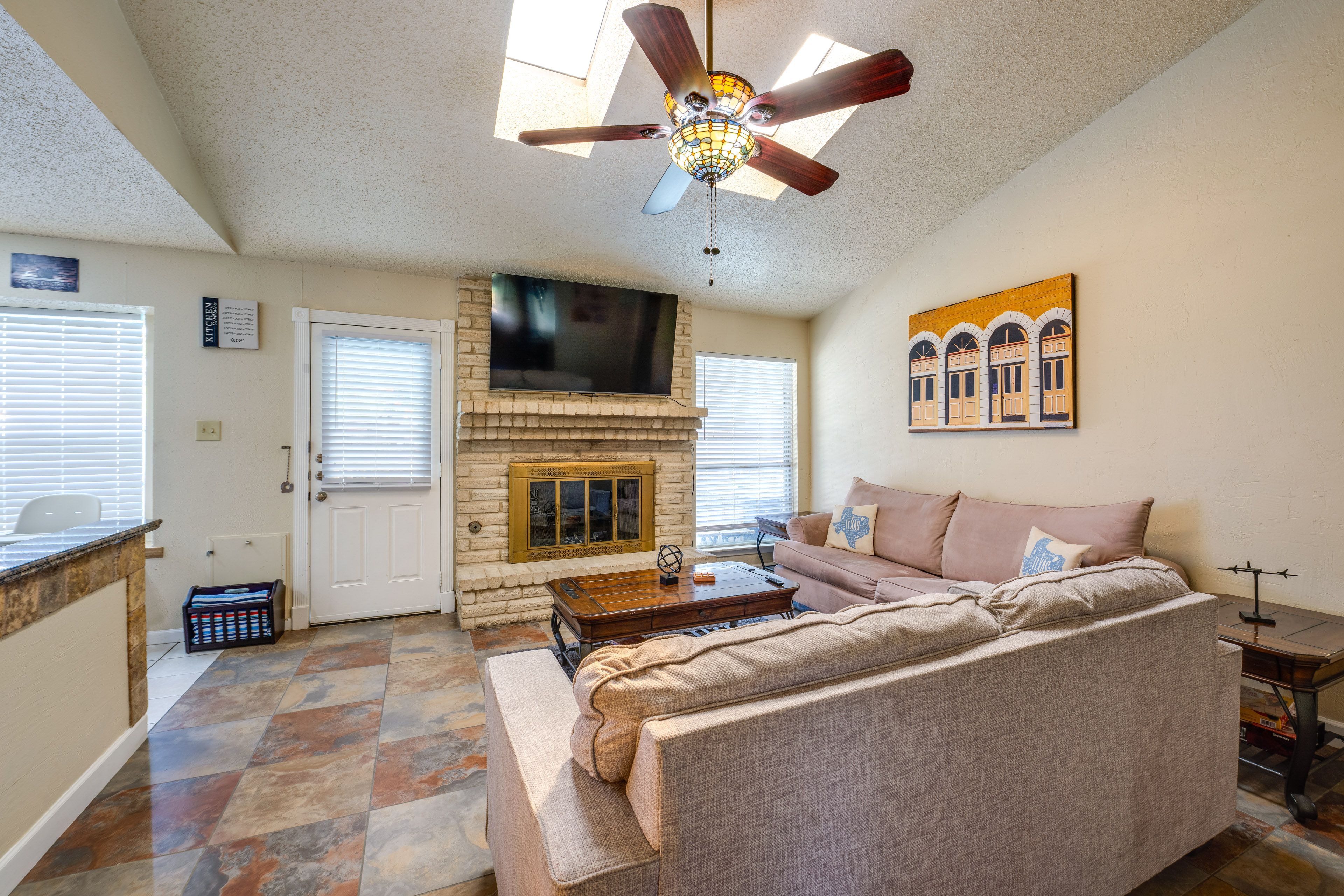 Living Room | Smart TV | Arcade Machine