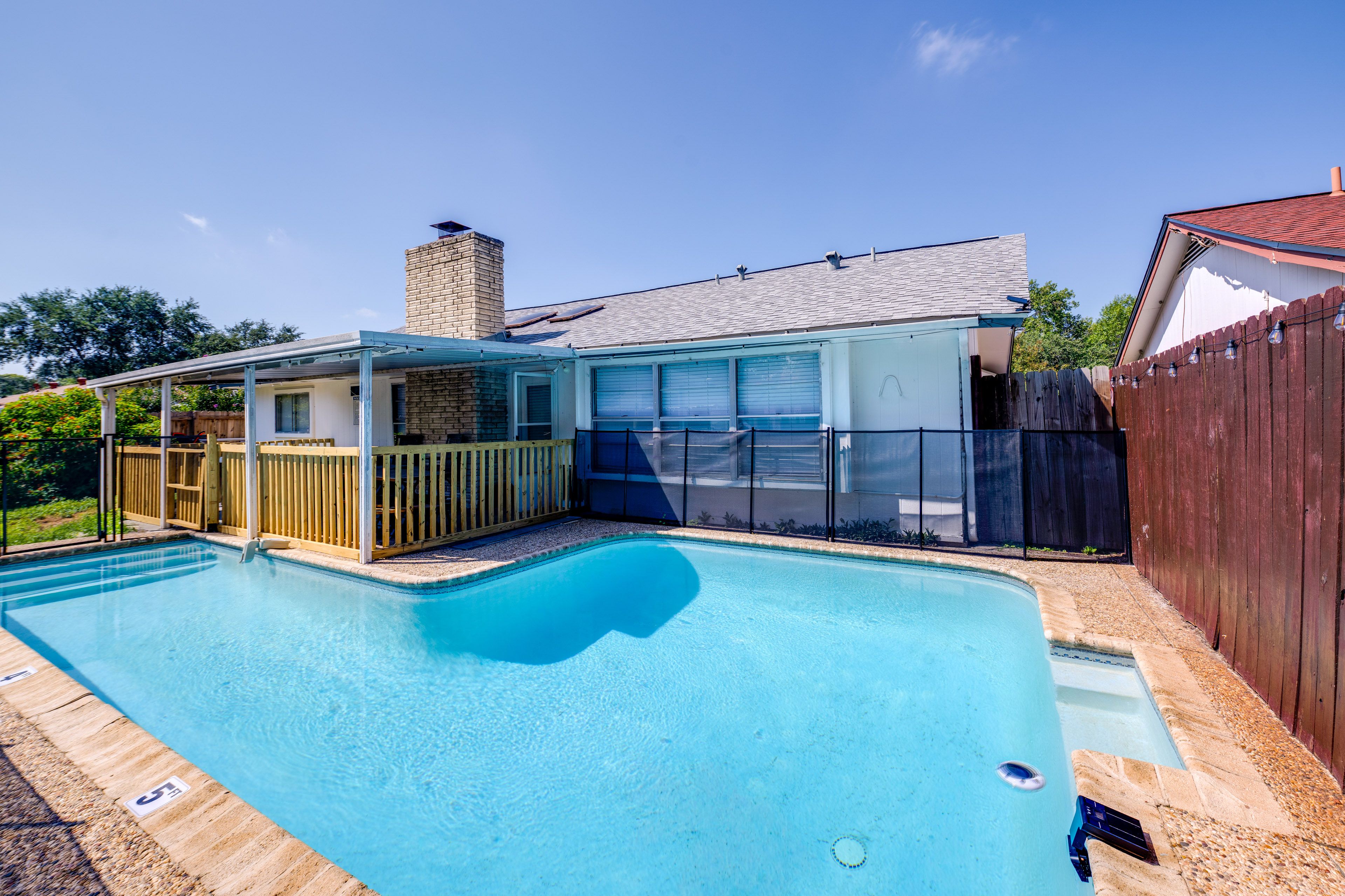 San Antonio Vacation Rental | 4BR | 2BA | 1,650 Sq Ft