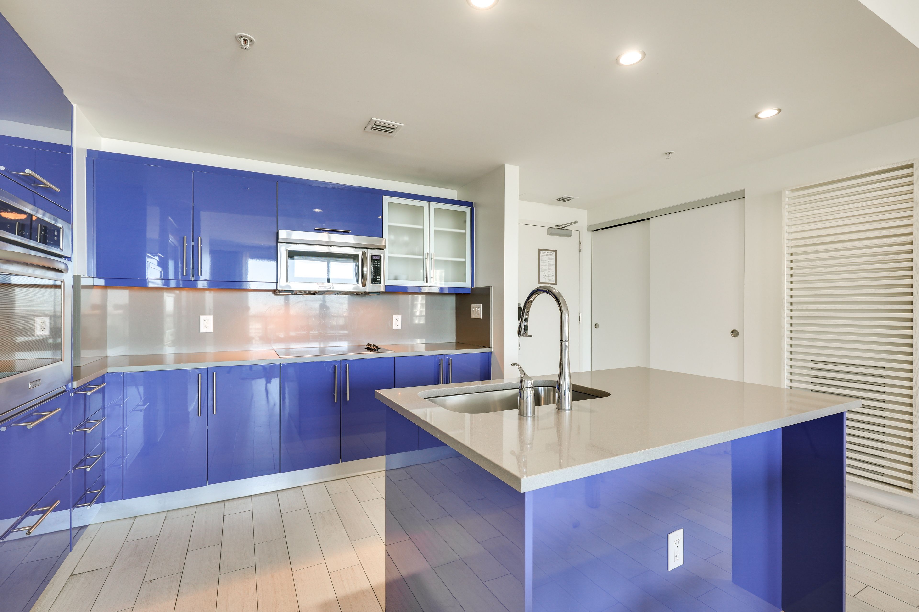 UNIT 1 | Kitchen | Drip Coffee | Dishwasher | Blender | Toaster | Water Filter