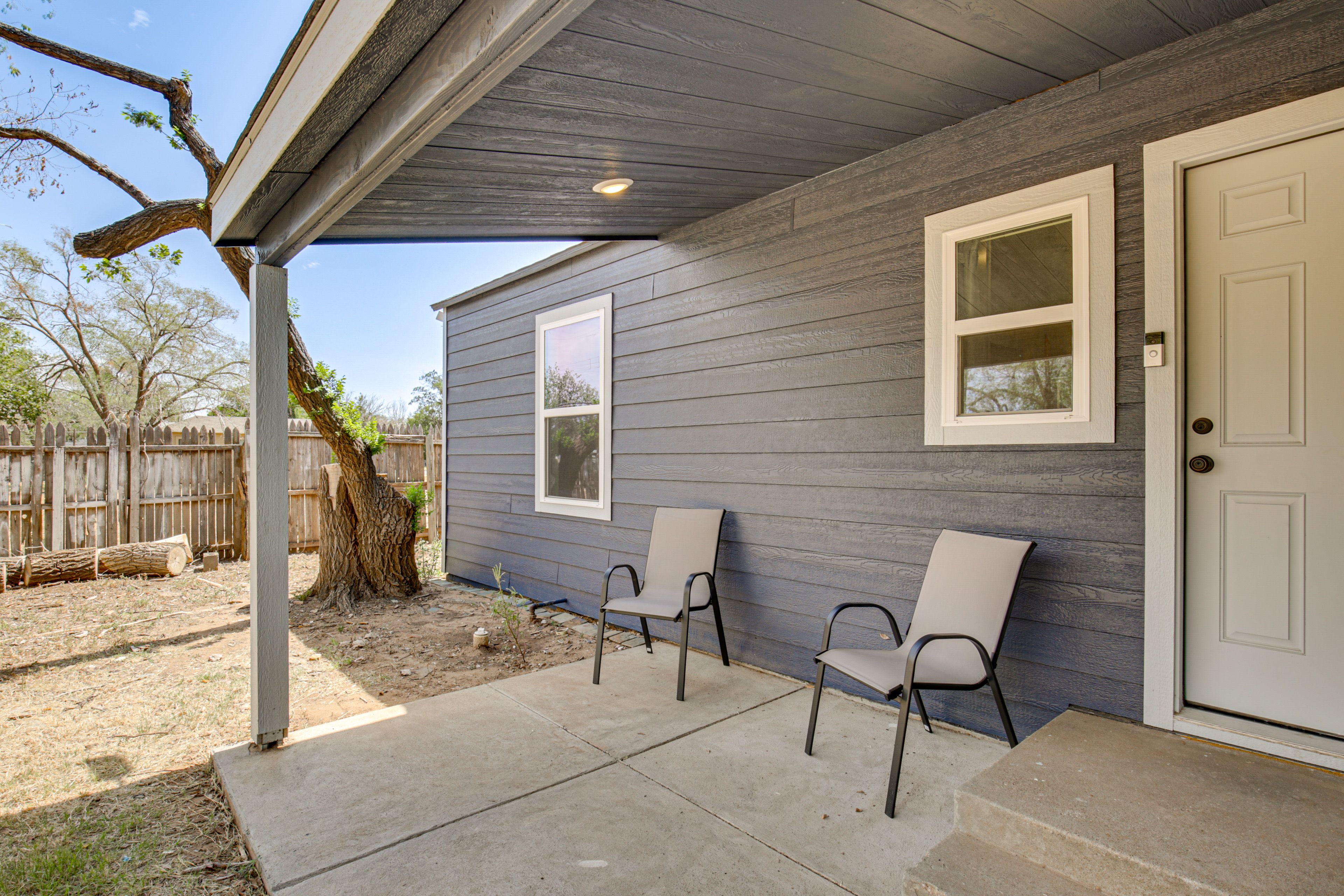 Covered Patio | Single-Story Home