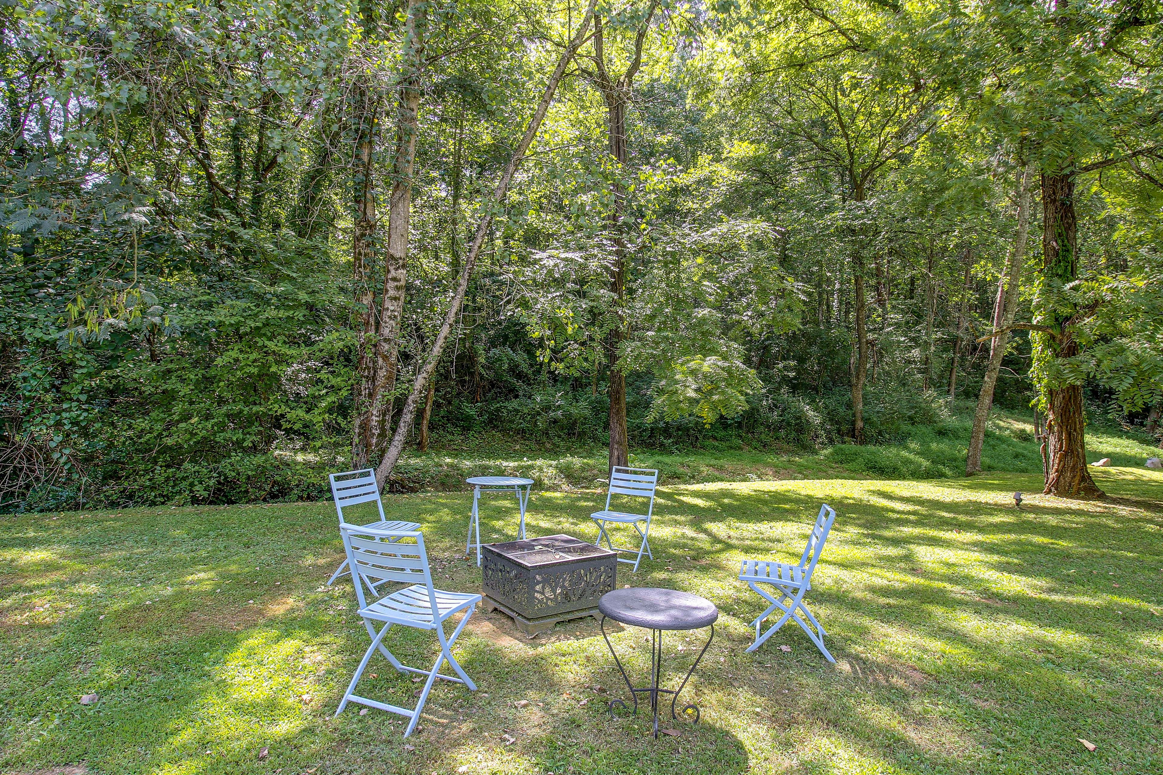 Backyard | Fire Pit