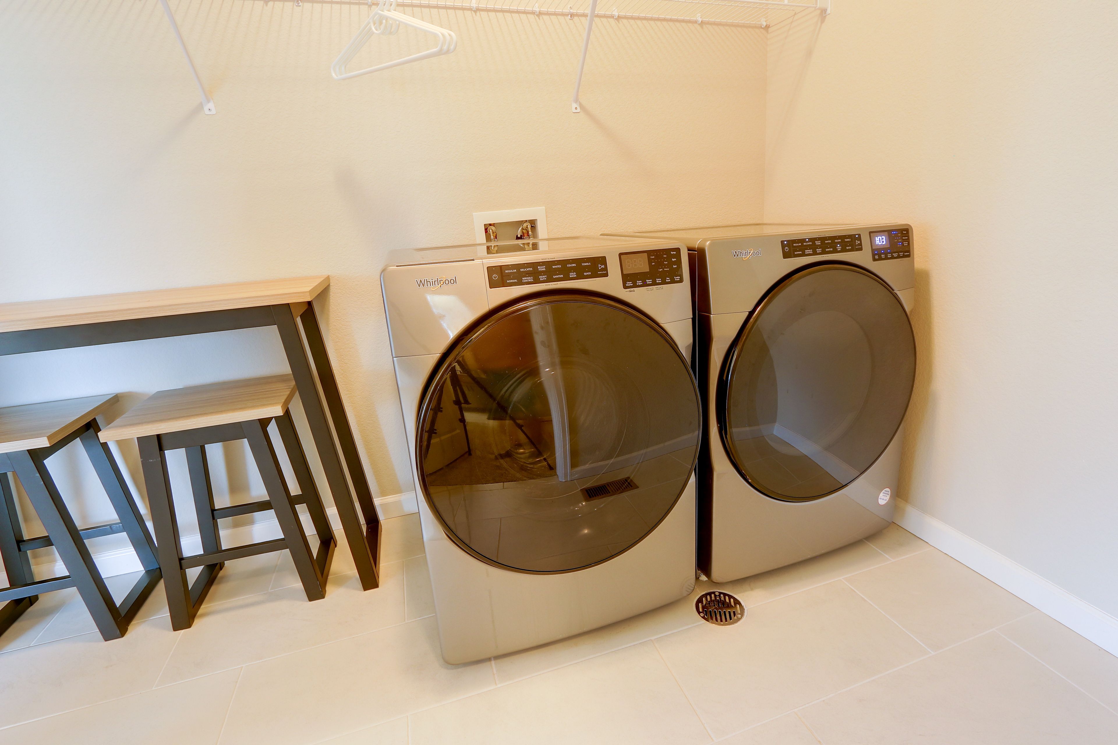 Washer & Dryer