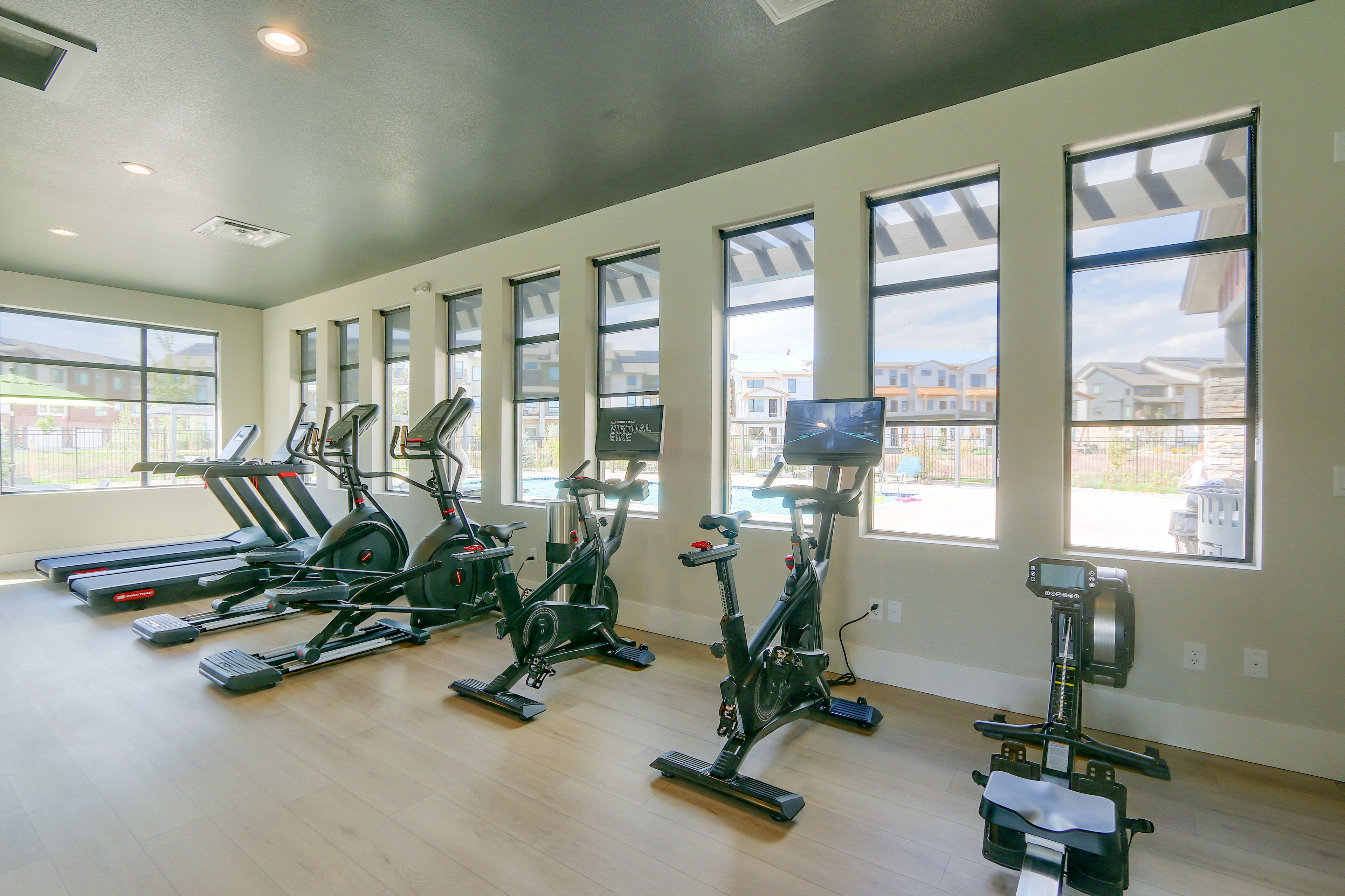 Community Amenities | Fitness Center | Outdoor Pool