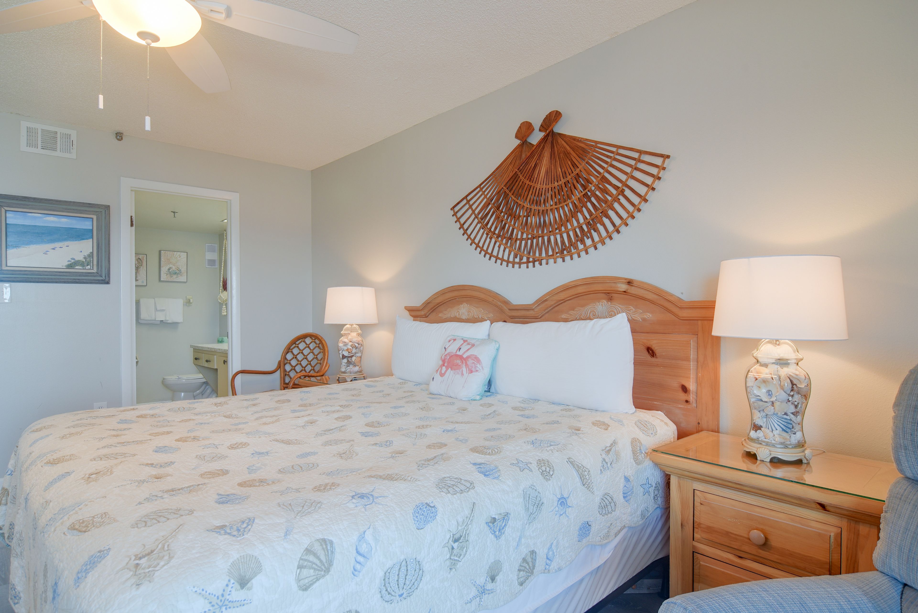 Bedroom 1 | King Bed