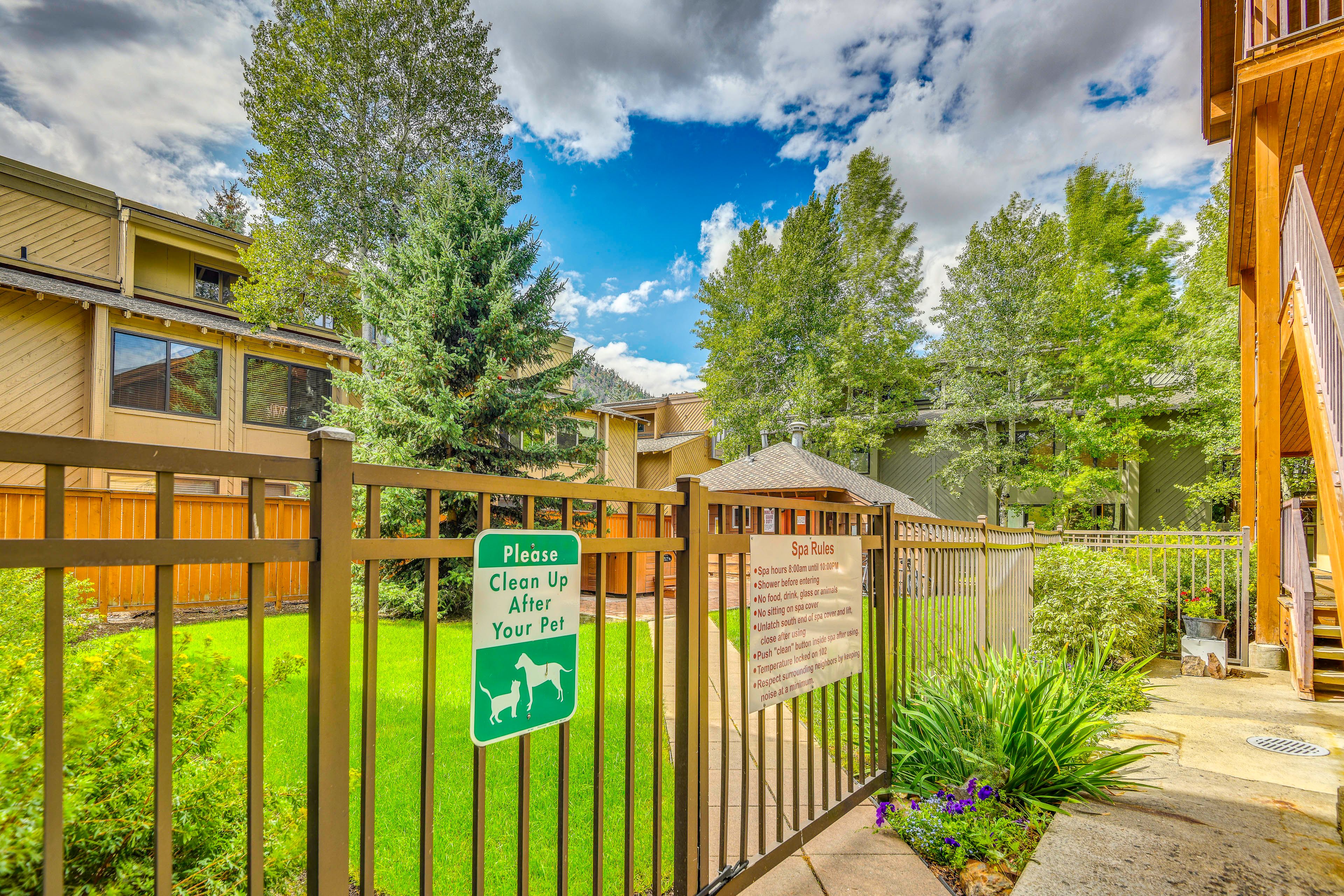 Crest View Community Amenities