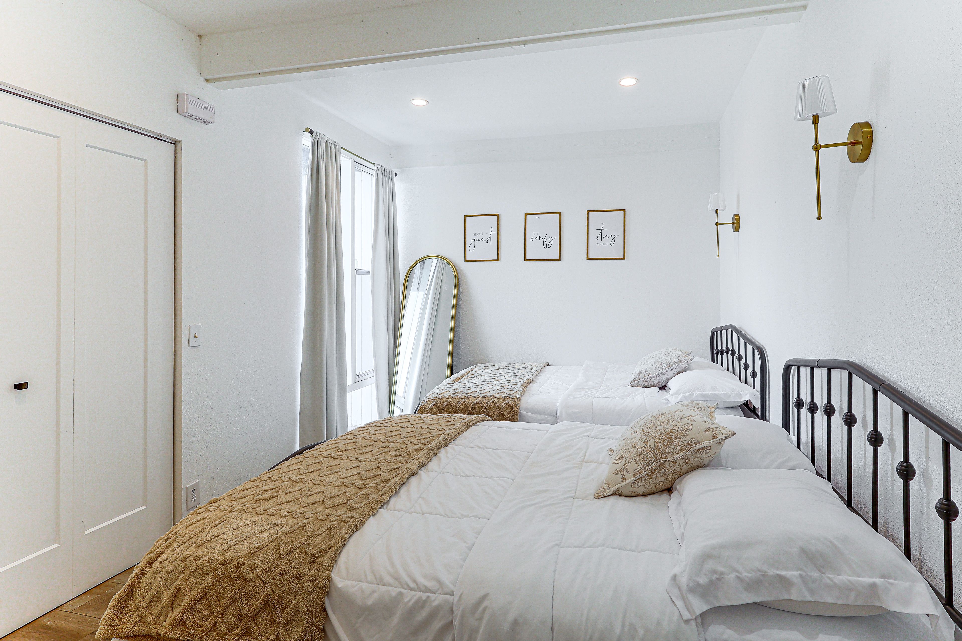 Bedroom 2 | 2 Full Beds