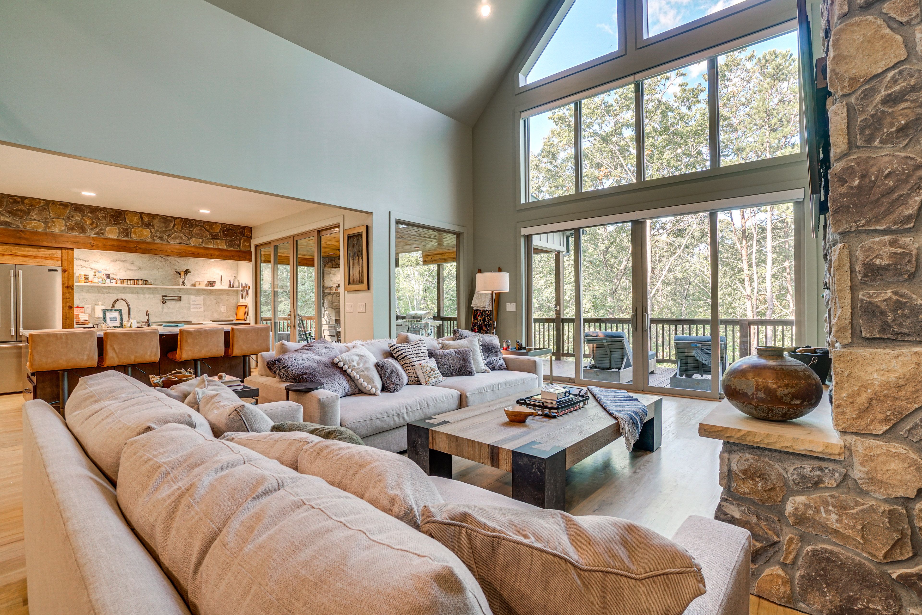 Living Room | Main Floor