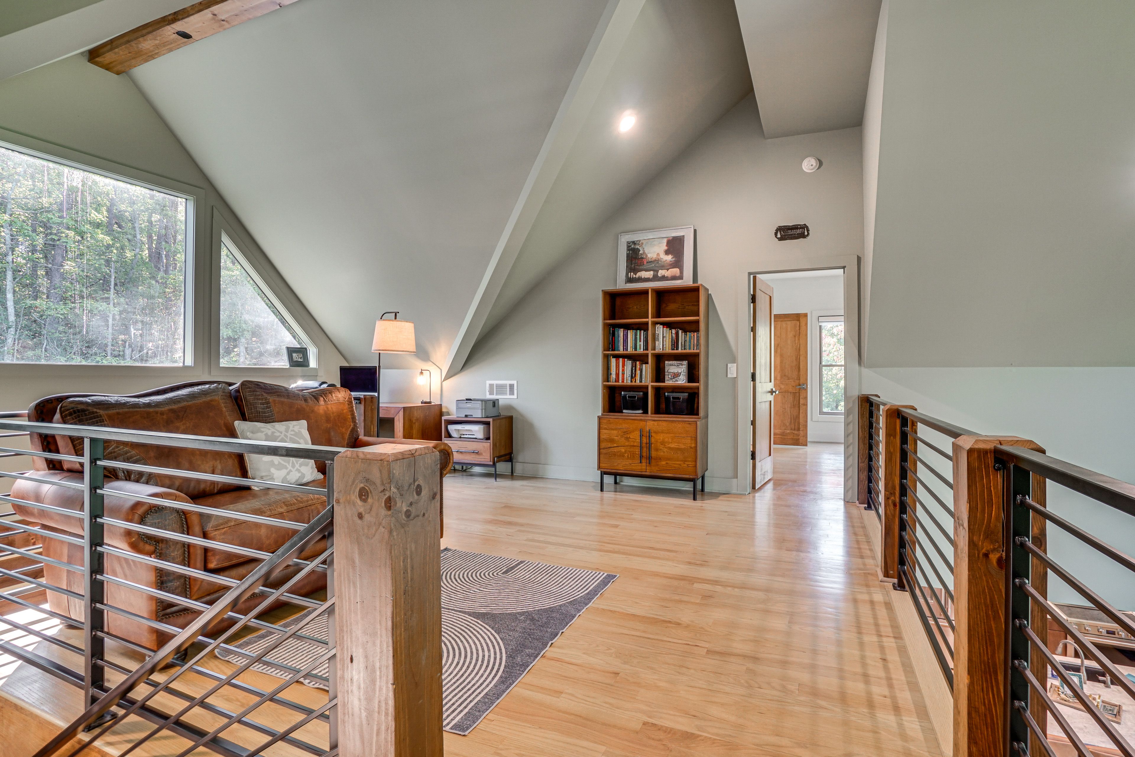 Loft | Upper Floor