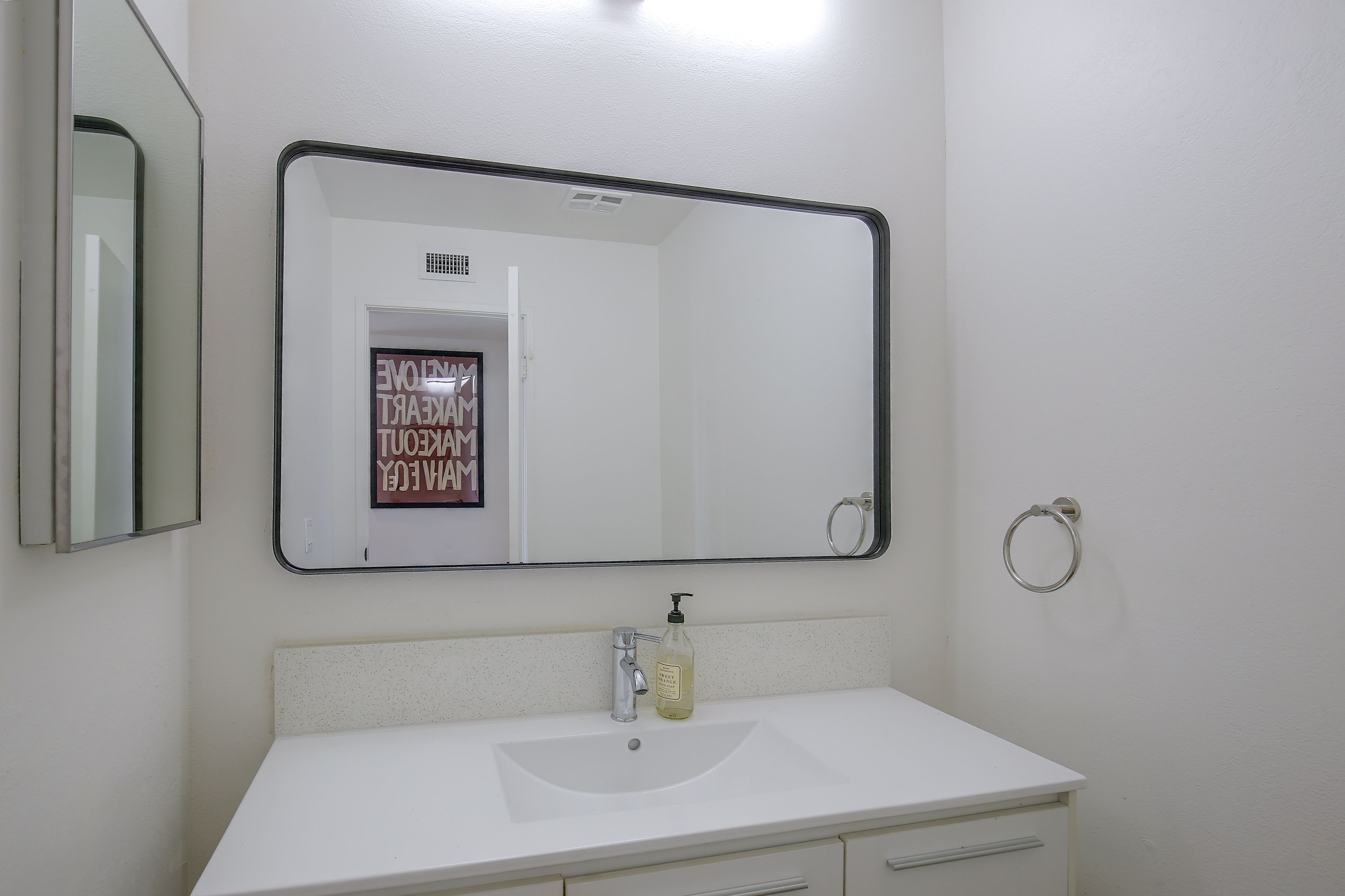 Half Bathroom | 1st Floor