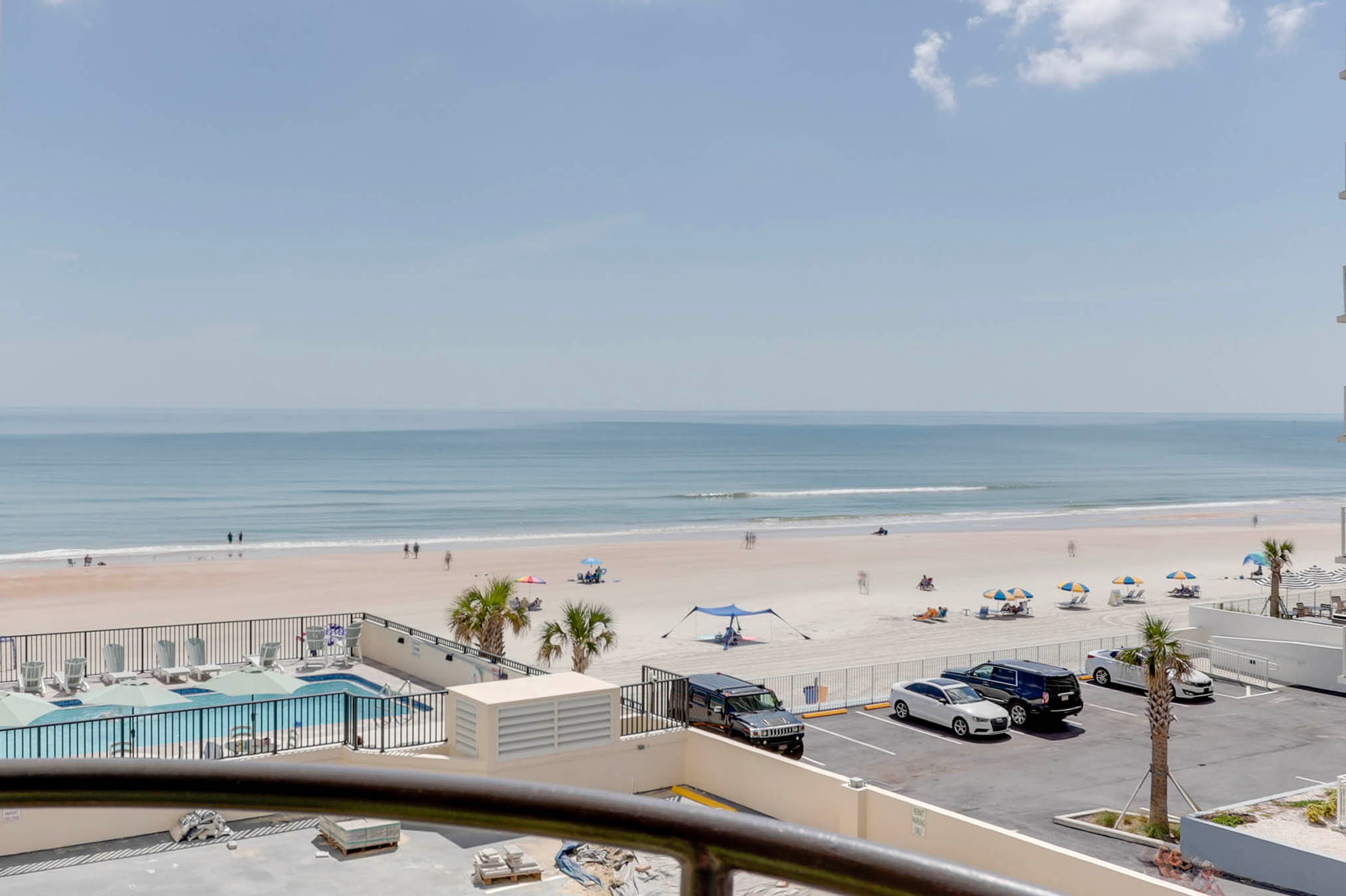 Pool & Ocean Views