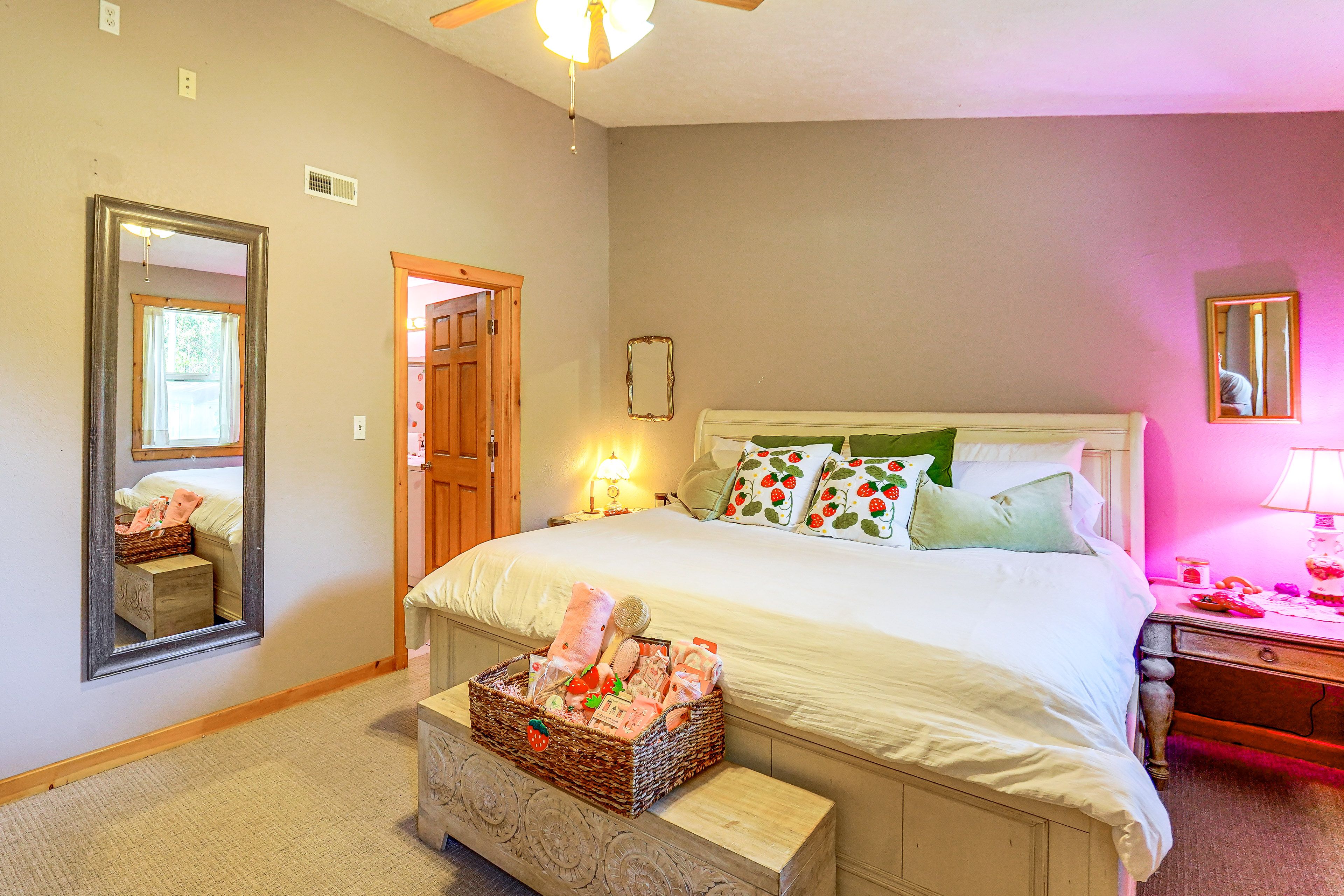 Bedroom | King Bed | Full Futon | 1st Floor
