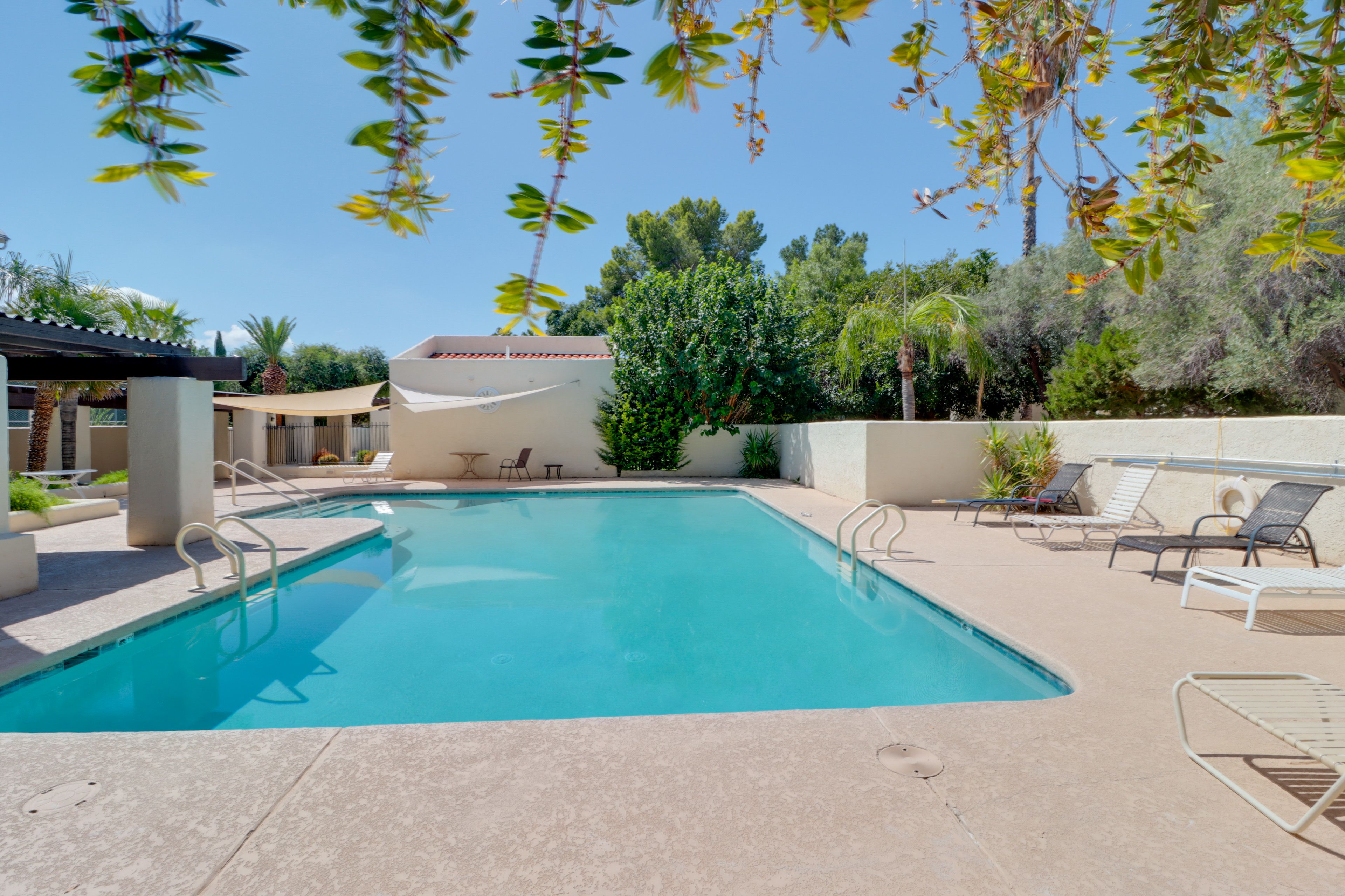 Villa del Rio Community Amenities | 2 Pools | Hot Tub