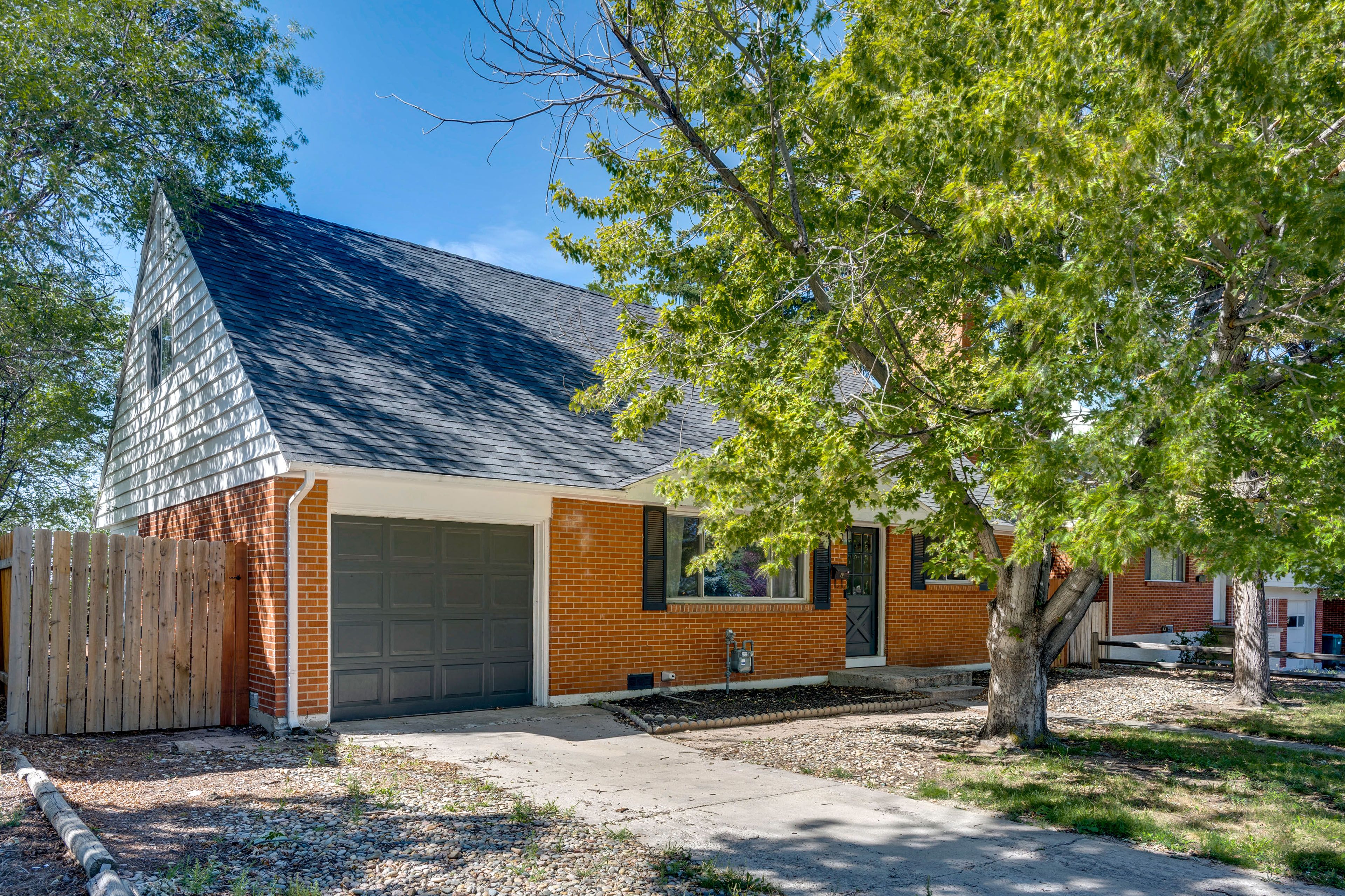 Exterior | Parking | Driveway (1 Vehicle) | Street Parking