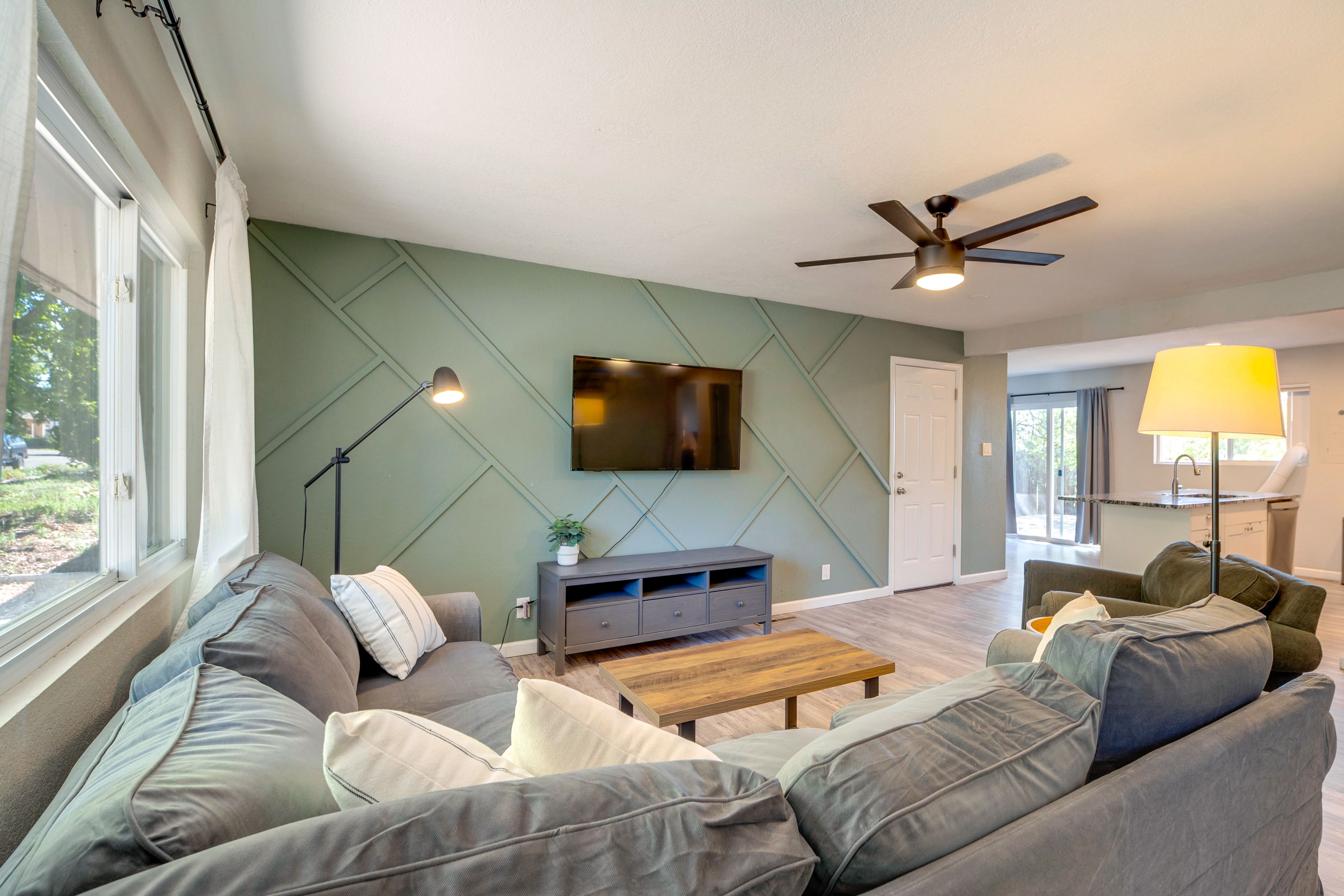 Colorado Springs Vacation Rental | 4BR | 3BA | 1,500 Sq Ft
