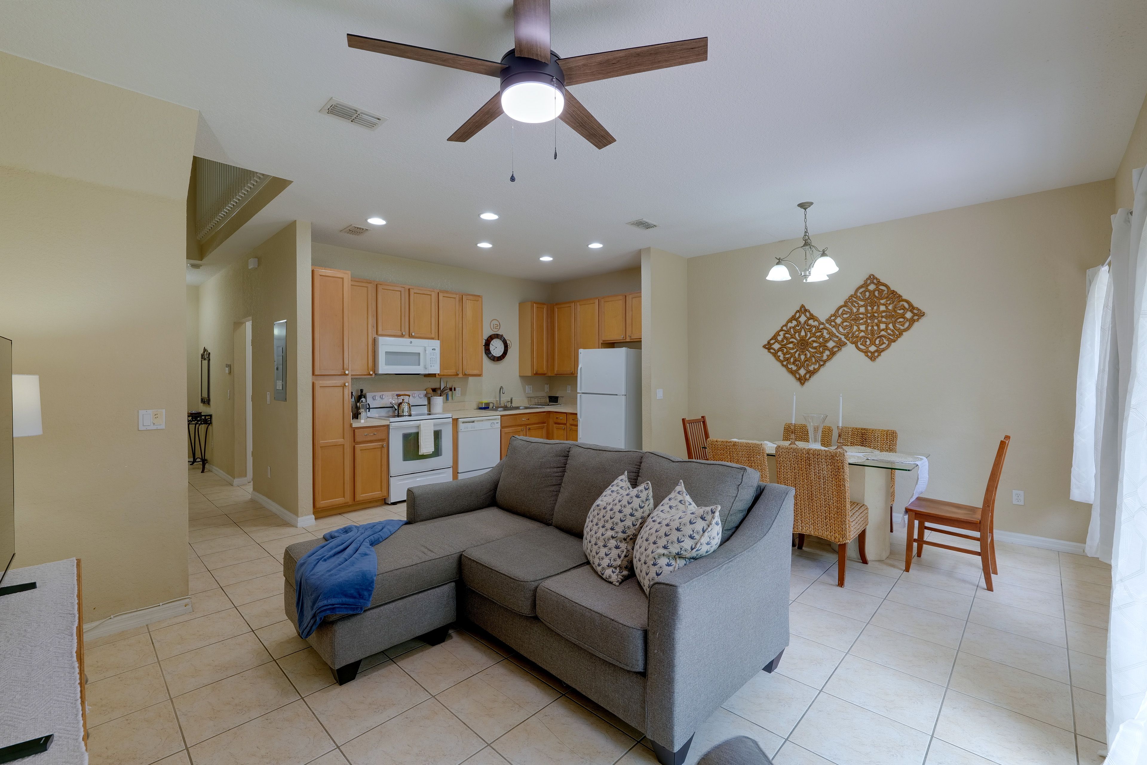 Kissimmee Vacation Rental | 4BR | 3BA | 1,636 Sq Ft