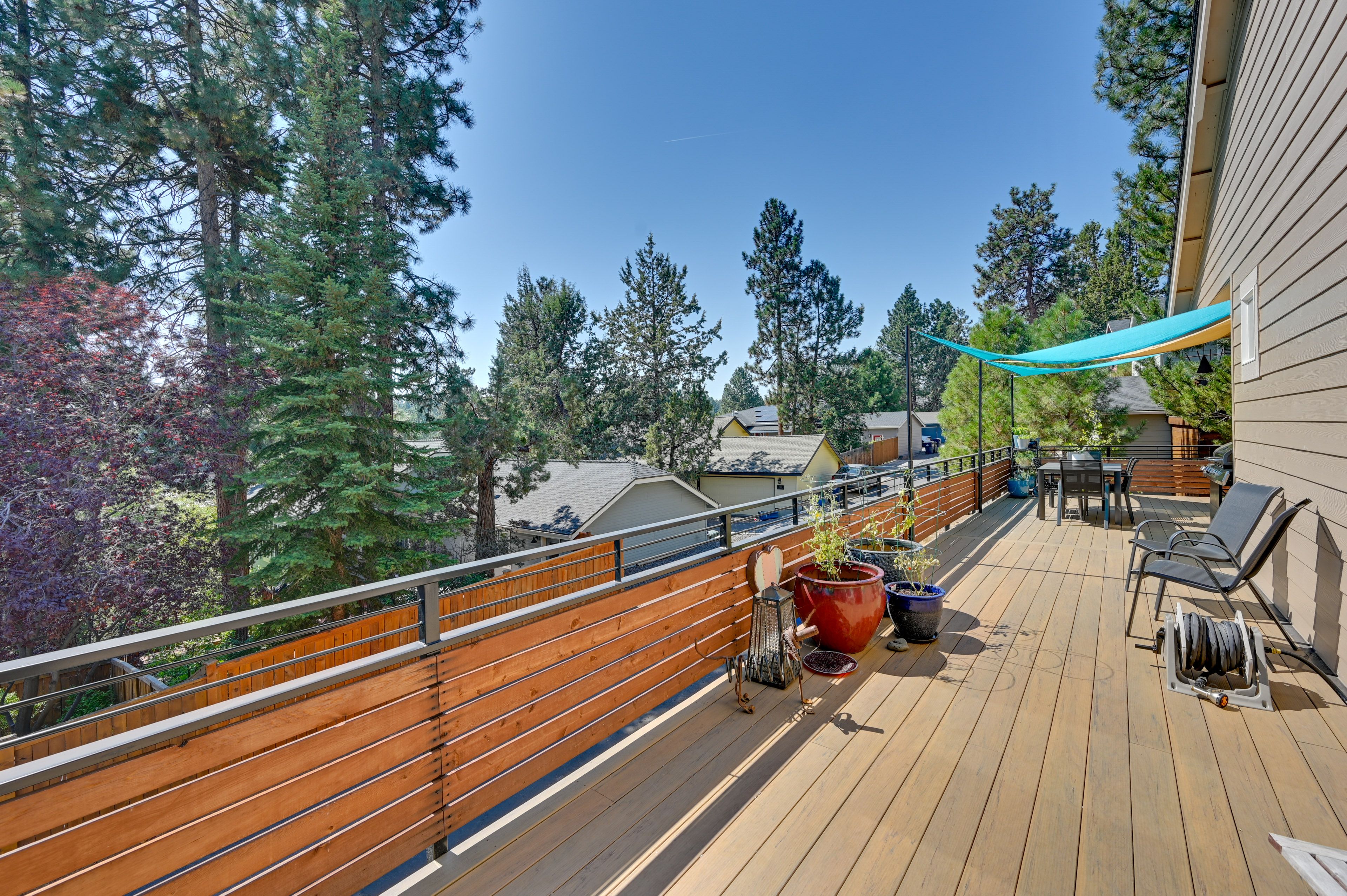 Furnished Deck