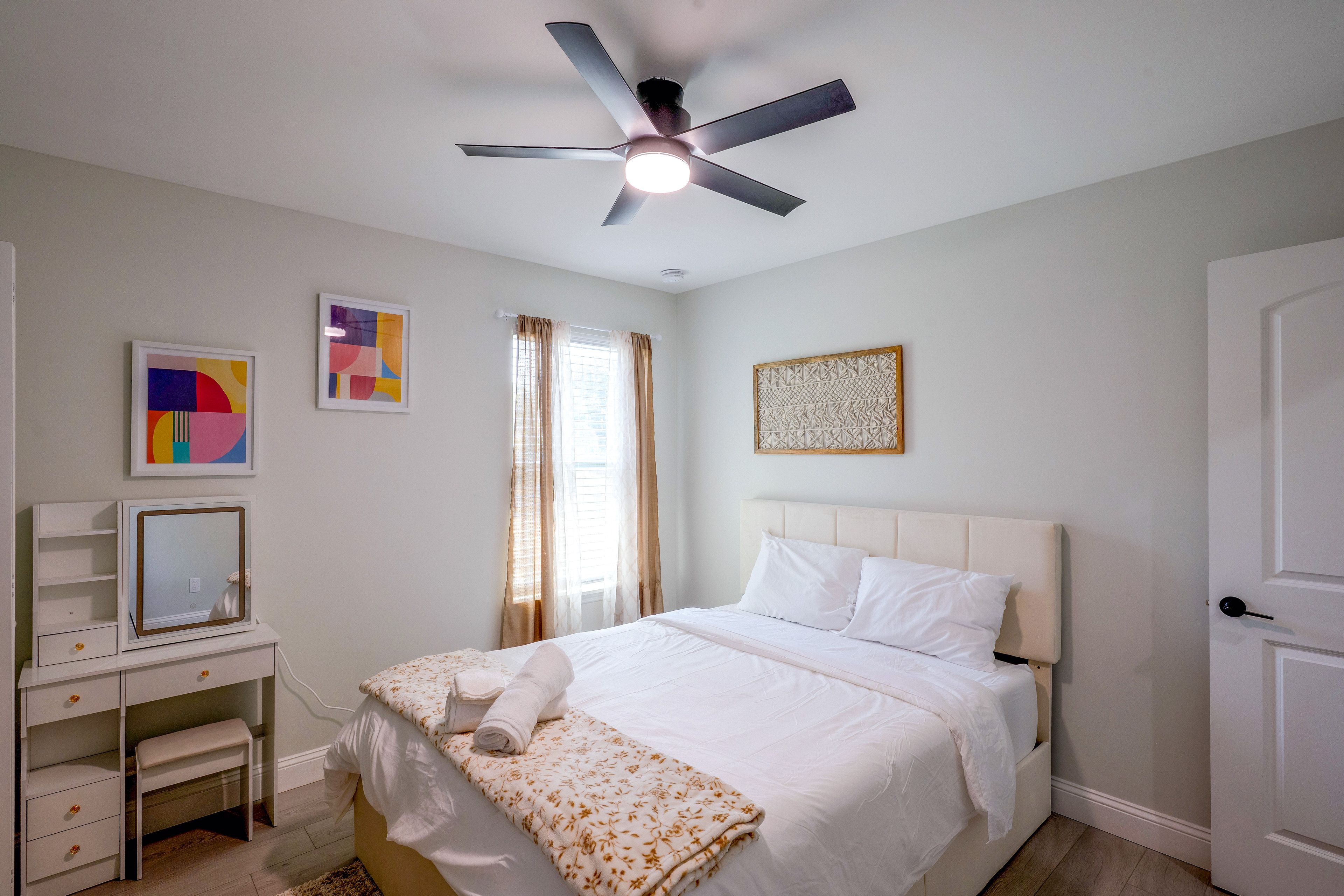 Bedroom 2 | Queen Bed | 2nd Floor