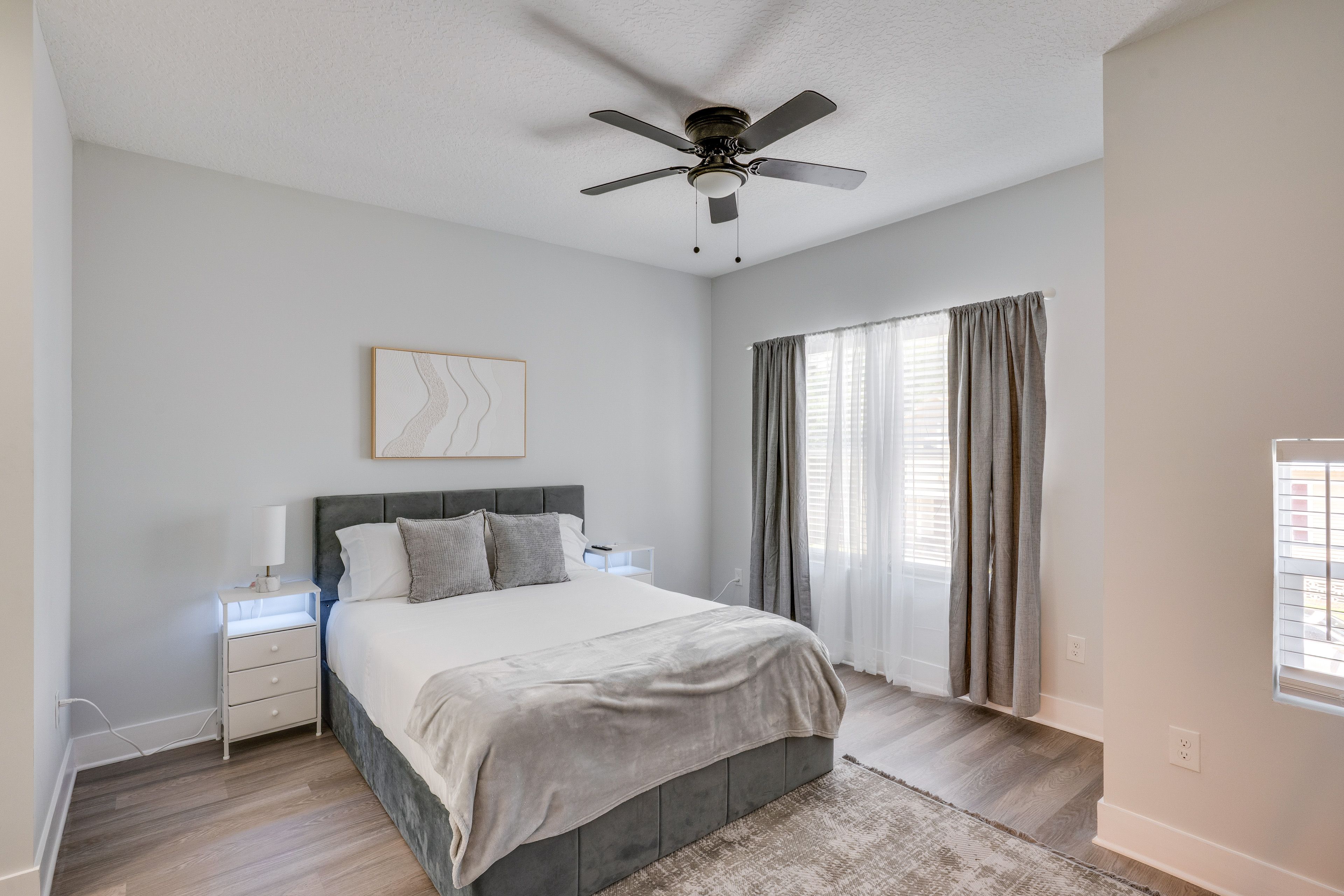 Bedroom 1 | Queen Bed | 2nd Floor